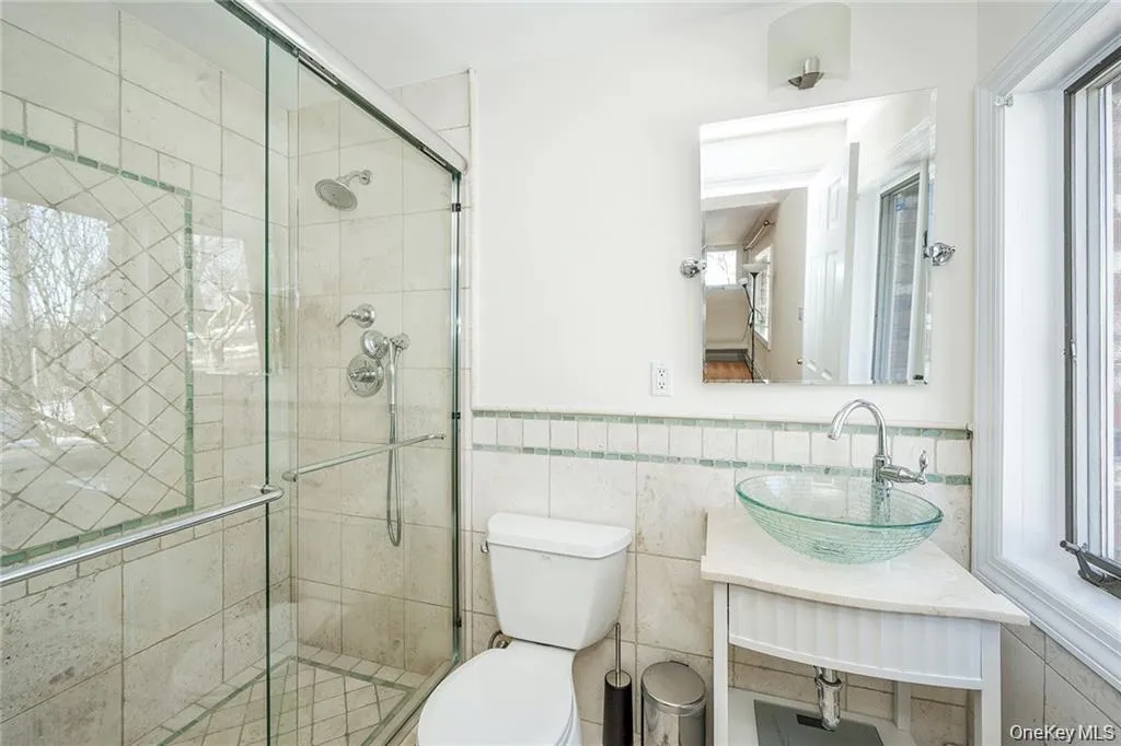 First Floor Full Bathroom First Floor Full Bathroom