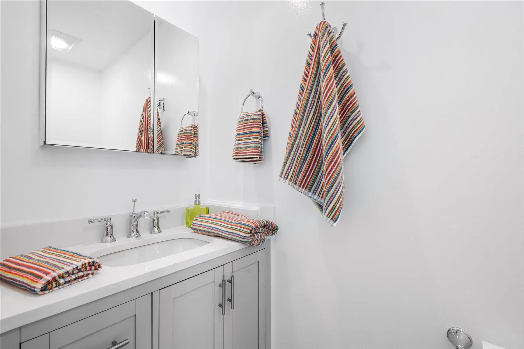 Powder room Powder room
