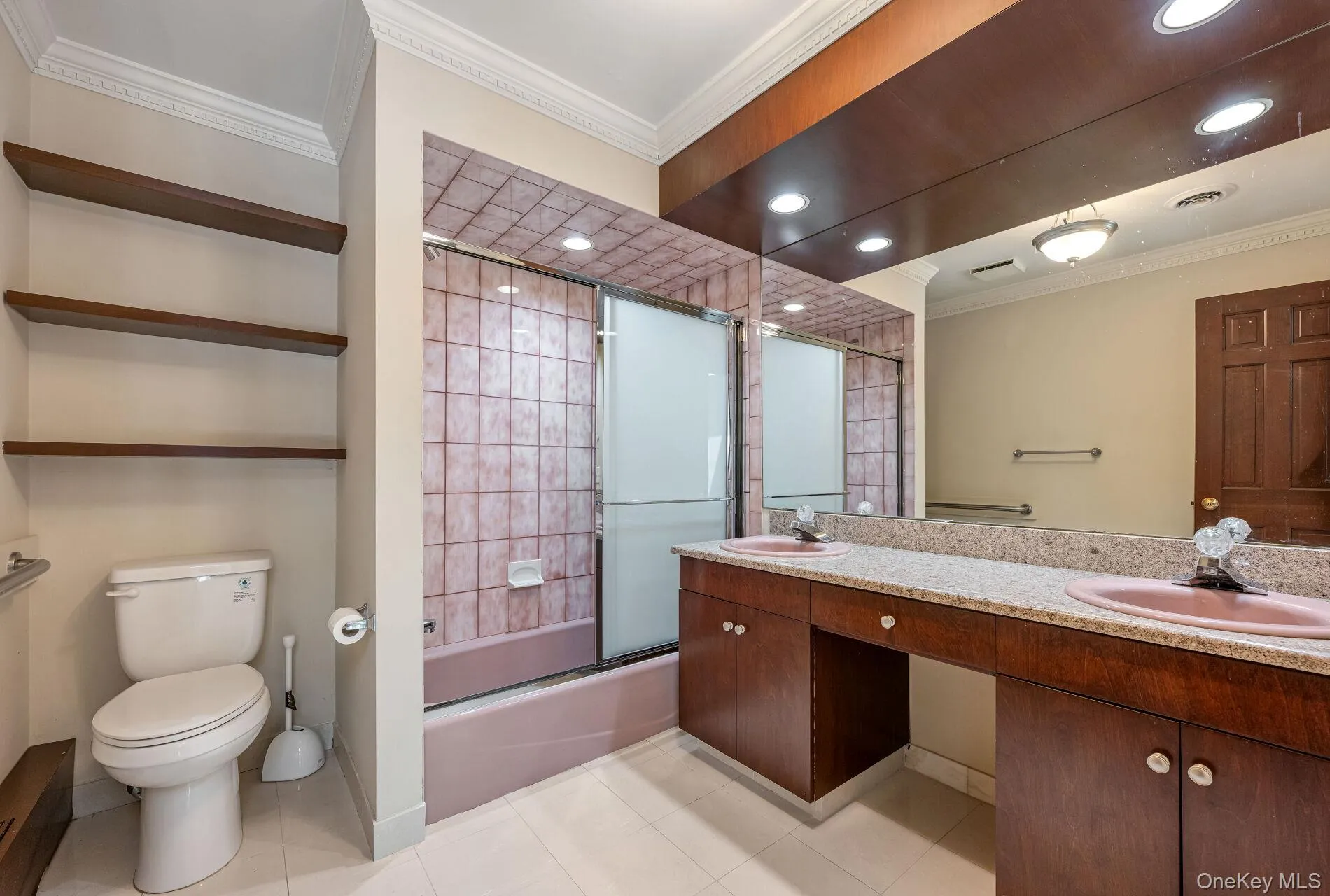 1A Century Road, Orangetown, NY, 7 Bedrooms Bedrooms, 12 Rooms Rooms,4 BathroomsBathrooms,Residential Lease,For Rent,Century,0,880848 1A Century Road, Orangetown, NY, 7 Bedrooms Bedrooms, 12 Rooms Rooms,4 BathroomsBathrooms,Residential Lease,For Rent,Century,0,880848