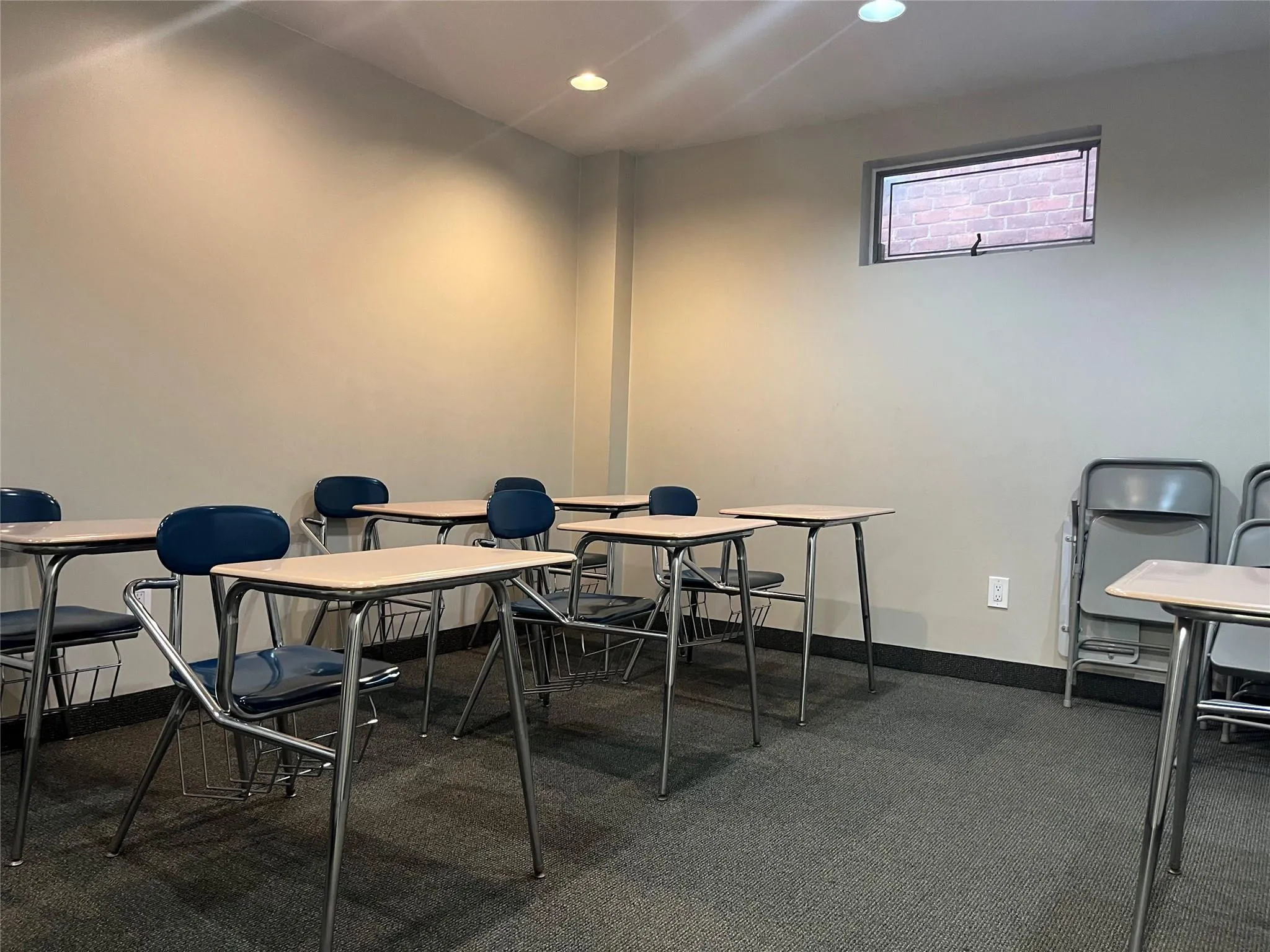 42-02 192th St, New York, NY, ,Commercial Lease,Idx,192th St,0,881006 42-02 192th St, New York, NY, ,Commercial Lease,Idx,192th St,0,881006