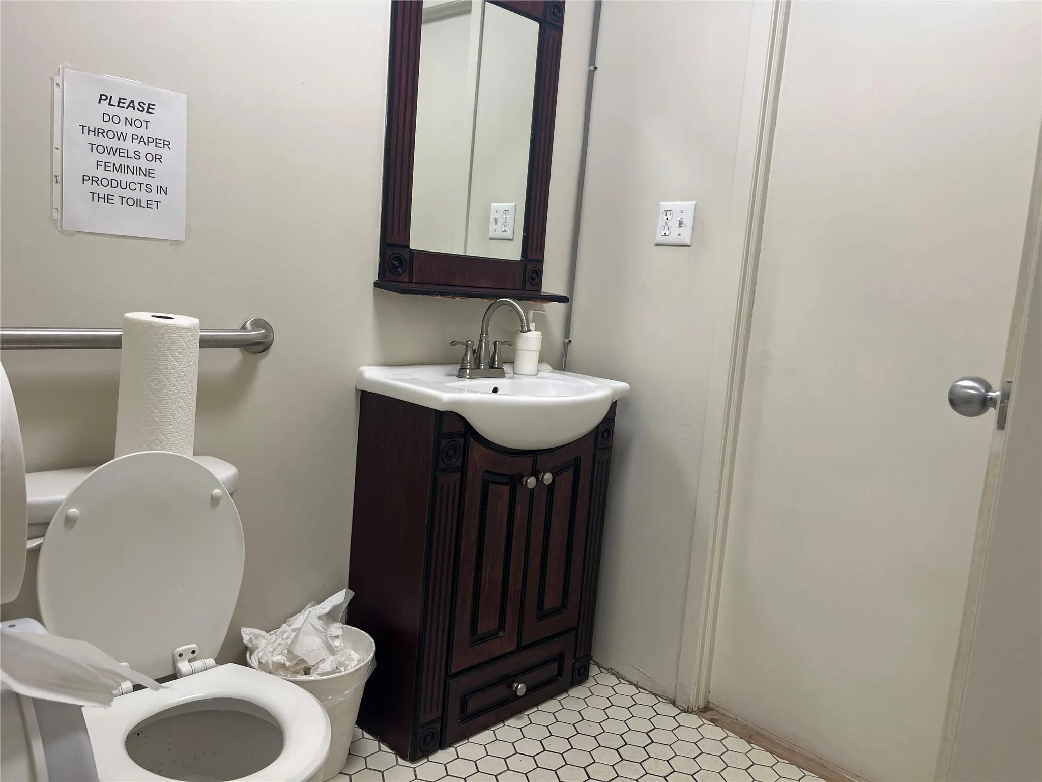 42-02 192th St, New York, NY, ,Commercial Lease,Idx,192th St,0,881006 42-02 192th St, New York, NY, ,Commercial Lease,Idx,192th St,0,881006