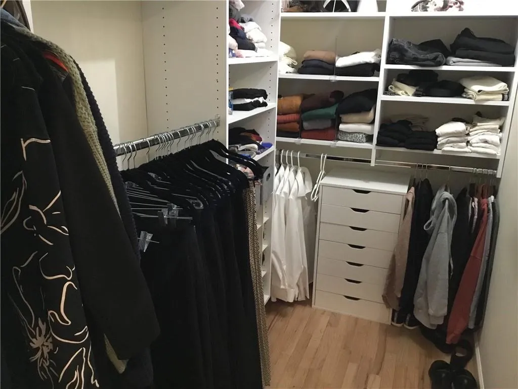 81 Jefferson Street, Woodbury, NY, 4 Bedrooms Bedrooms, 10 Rooms Rooms,2 BathroomsBathrooms,Residential Lease,Idx,Jefferson,881102 81 Jefferson Street, Woodbury, NY, 4 Bedrooms Bedrooms, 10 Rooms Rooms,2 BathroomsBathrooms,Residential Lease,Idx,Jefferson,881102