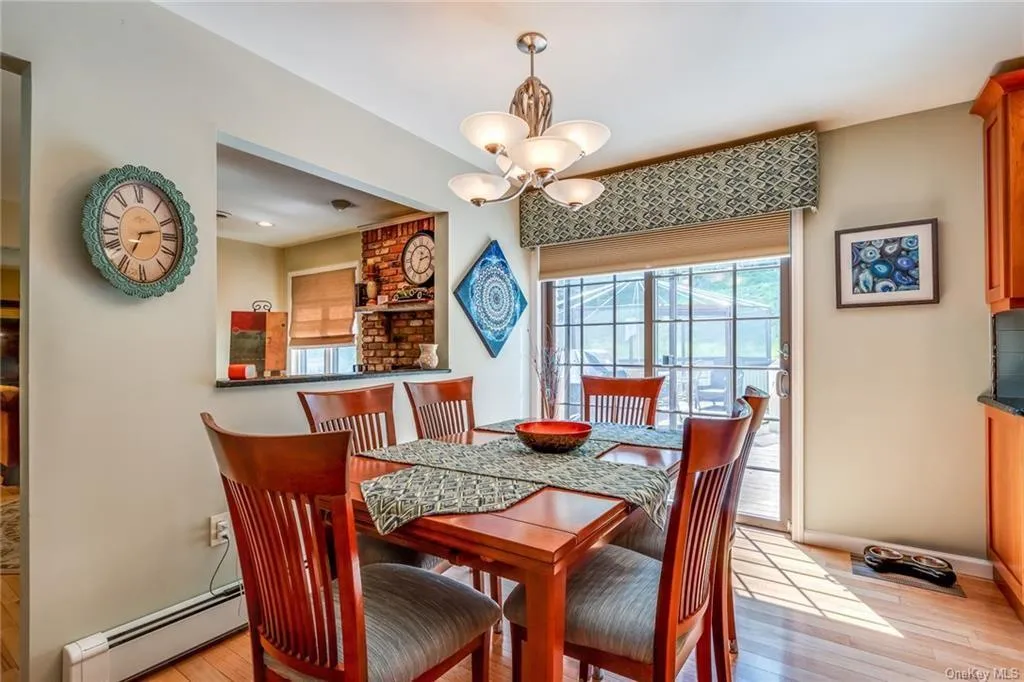 81 Jefferson Street, Woodbury, NY, 4 Bedrooms Bedrooms, 10 Rooms Rooms,2 BathroomsBathrooms,Residential Lease,Idx,Jefferson,881102 81 Jefferson Street, Woodbury, NY, 4 Bedrooms Bedrooms, 10 Rooms Rooms,2 BathroomsBathrooms,Residential Lease,Idx,Jefferson,881102