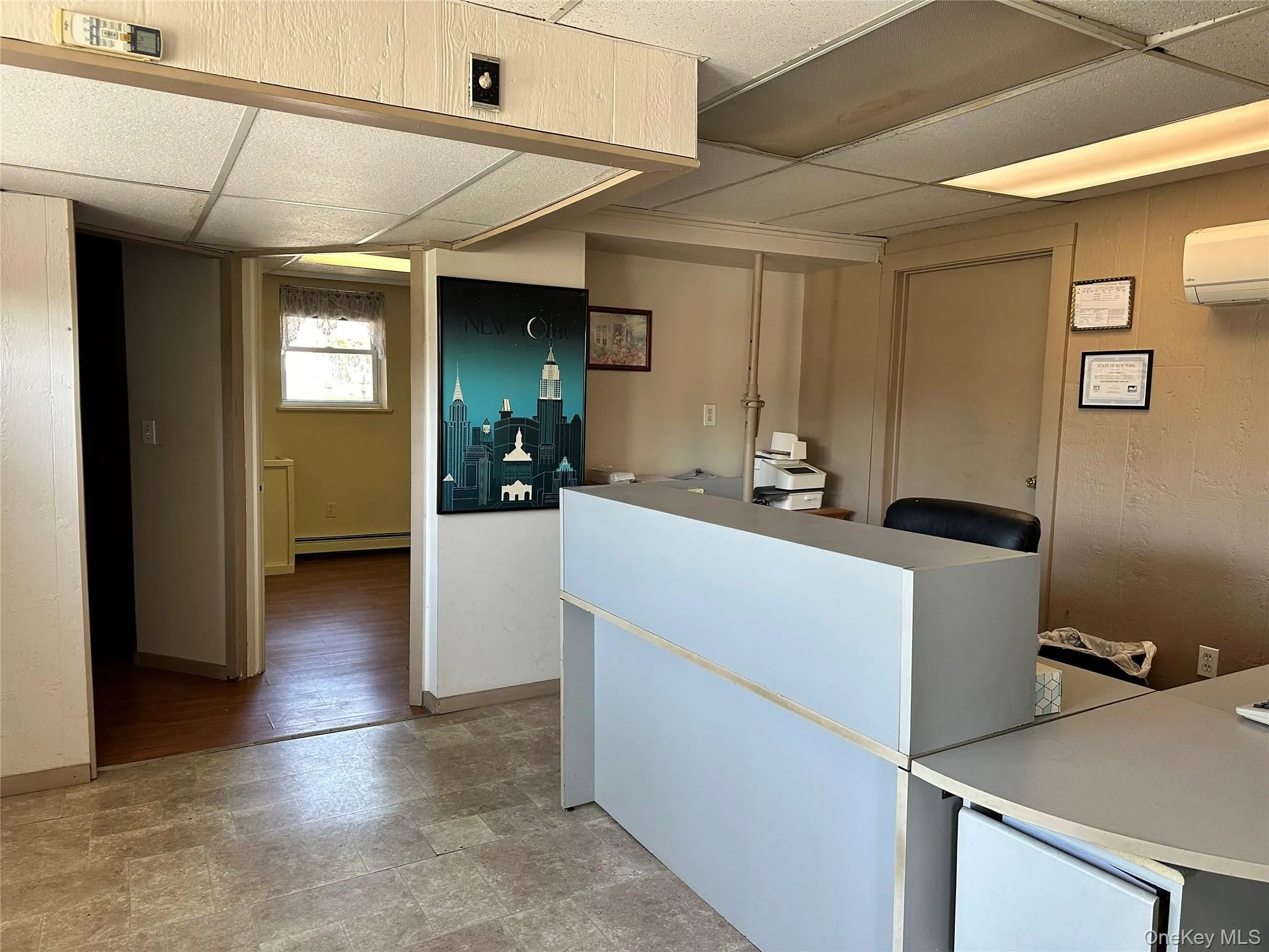 Shared area facing the smaller area Shared area facing the smaller area