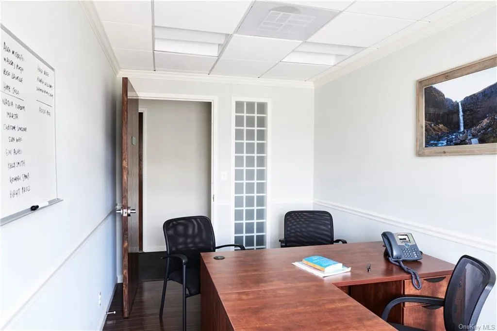 2nd Floor Suite 2nd Floor Suite