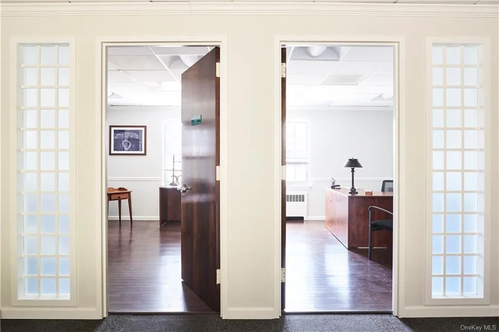 Suite Entrance Suite Entrance