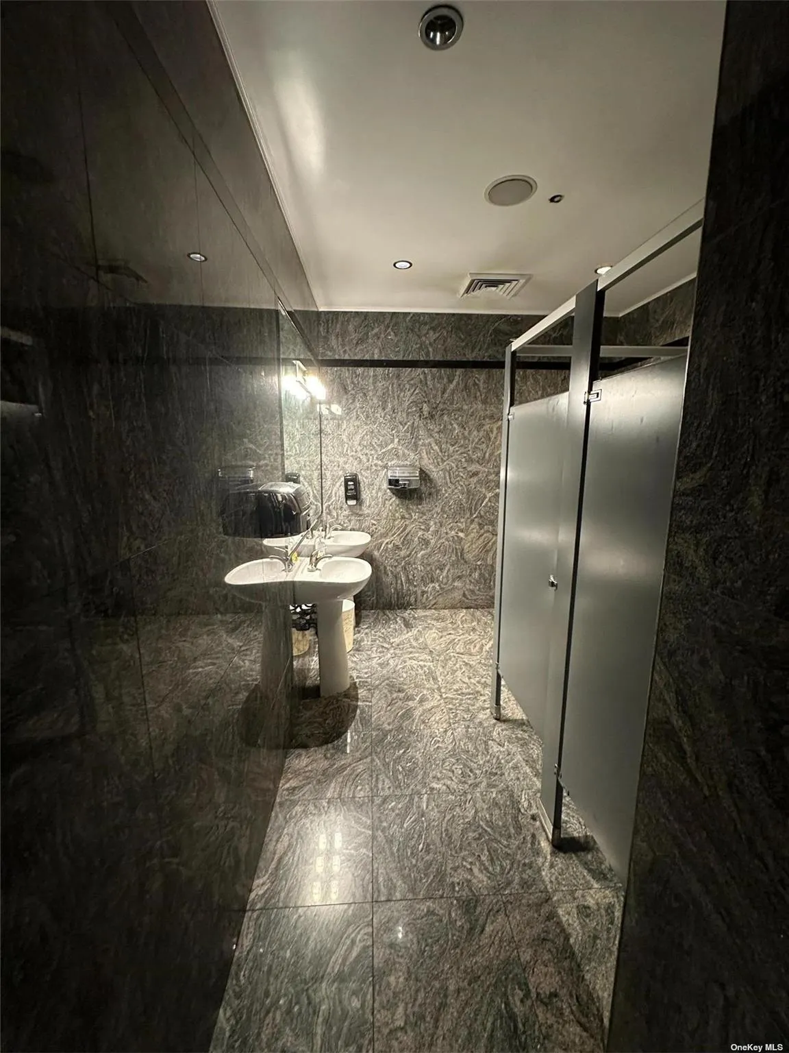 14046 Queens Boulevard, New York, NY, ,Commercial Lease,Idx,Queens,0,881750 14046 Queens Boulevard, New York, NY, ,Commercial Lease,Idx,Queens,0,881750