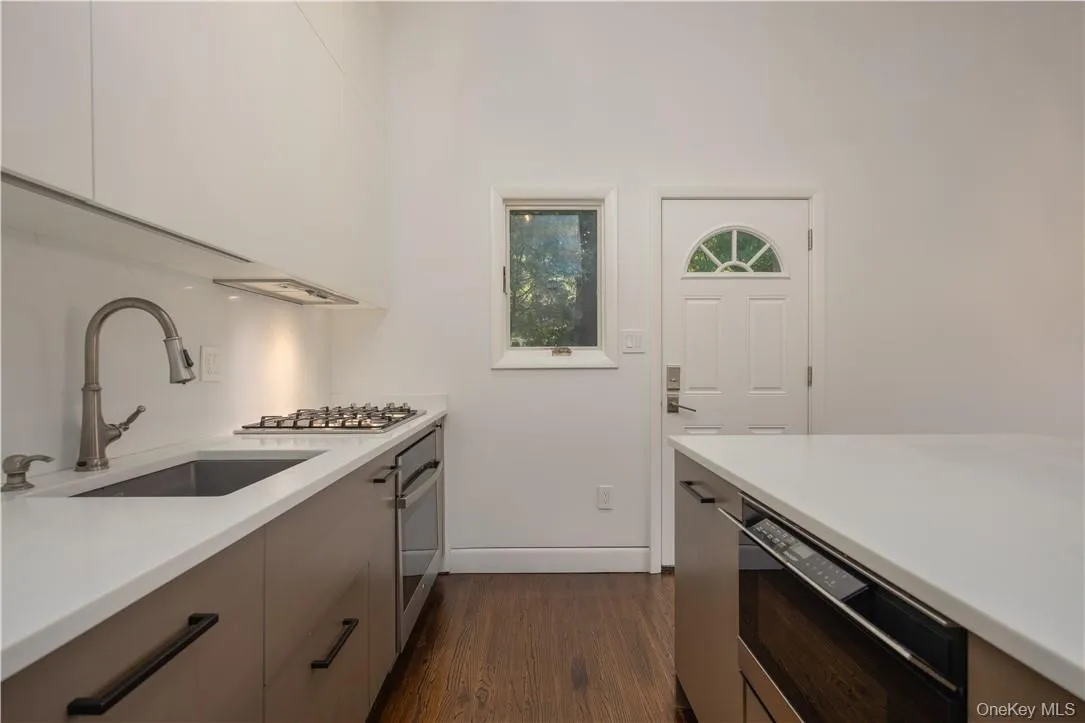691 Wilmot Road, New Rochelle, NY, 5 Bedrooms Bedrooms, 14 Rooms Rooms,5 BathroomsBathrooms,Residential Lease,Idx,Wilmot,0,881815 691 Wilmot Road, New Rochelle, NY, 5 Bedrooms Bedrooms, 14 Rooms Rooms,5 BathroomsBathrooms,Residential Lease,Idx,Wilmot,0,881815