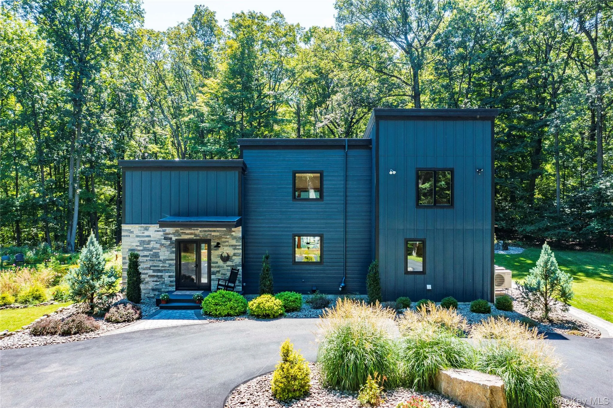 Custom Built in 2020 Eco-Conscious Home Custom Built in 2020 Eco-Conscious Home