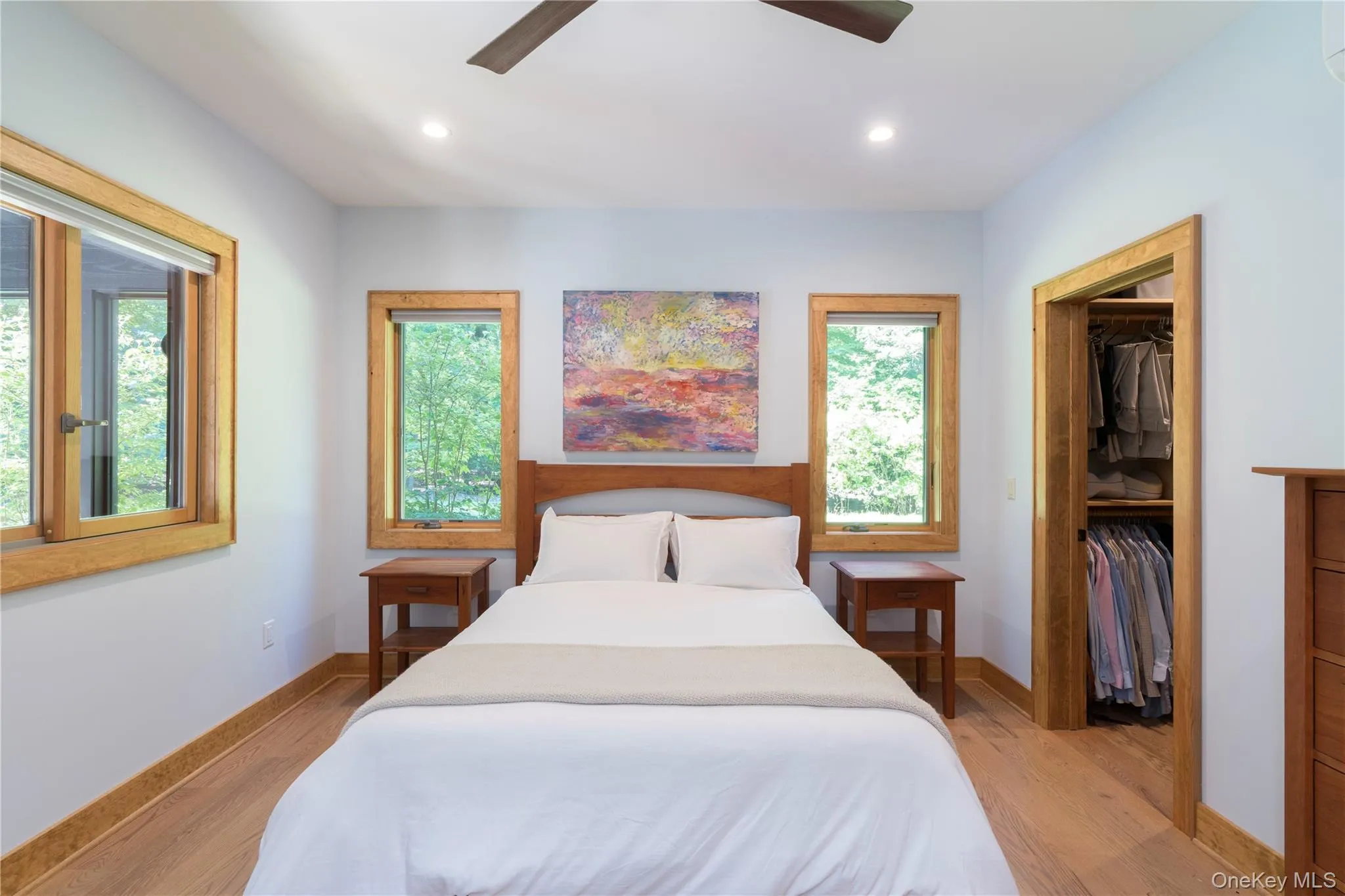 Plenty of Light & Oak Wide Board Floors Plenty of Light & Oak Wide Board Floors
