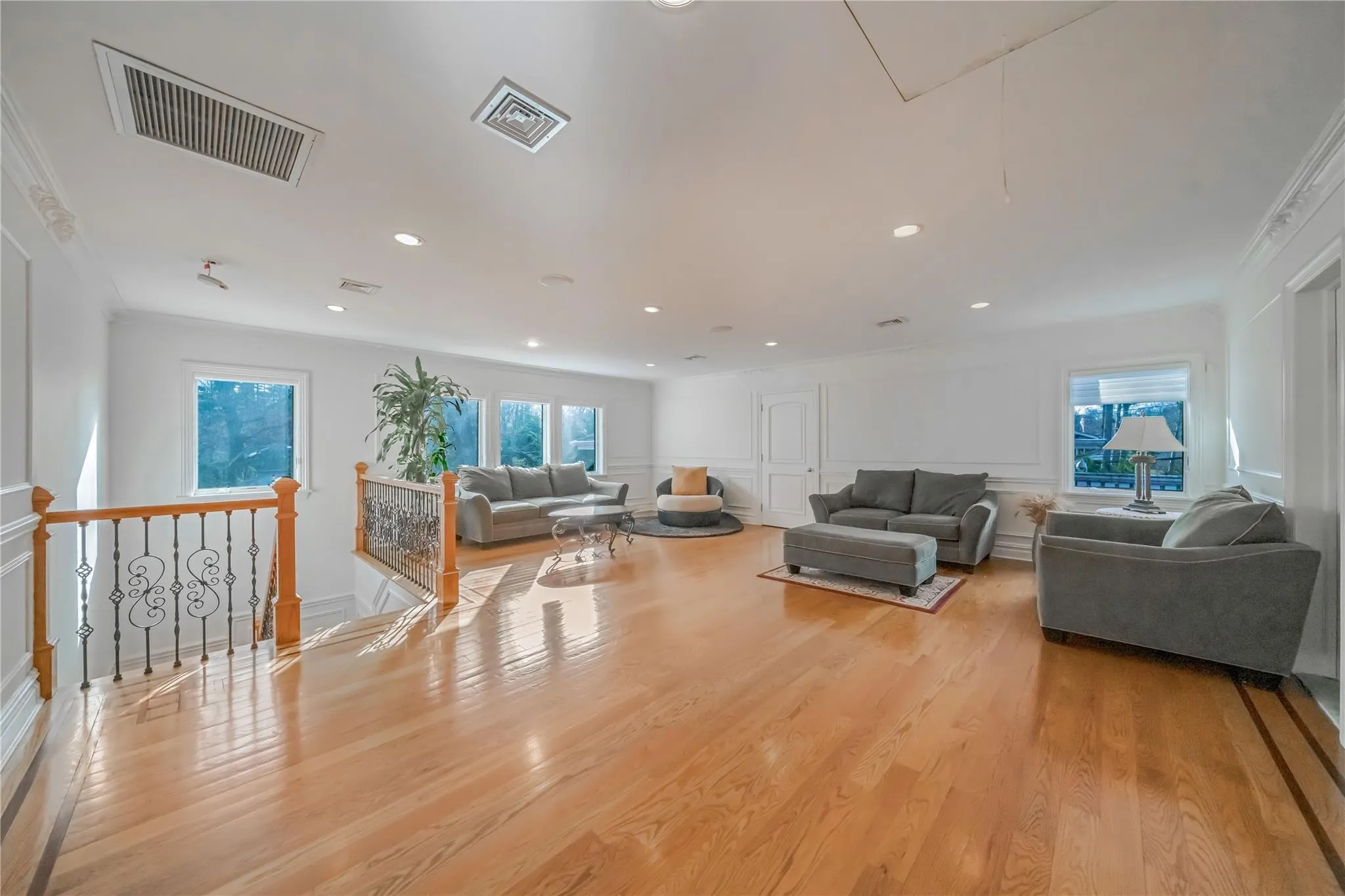 5 Beech Drive, North Hempstead, NY, 5 Bedrooms Bedrooms, 11 Rooms Rooms,5 BathroomsBathrooms,Residential Lease,Idx,Beech,0,881902 5 Beech Drive, North Hempstead, NY, 5 Bedrooms Bedrooms, 11 Rooms Rooms,5 BathroomsBathrooms,Residential Lease,Idx,Beech,0,881902