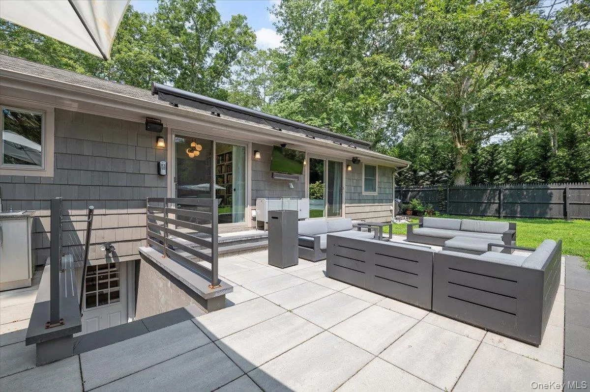 View of patio / terrace featuring an outdoor hangout area View of patio / terrace featuring an outdoor hangout area