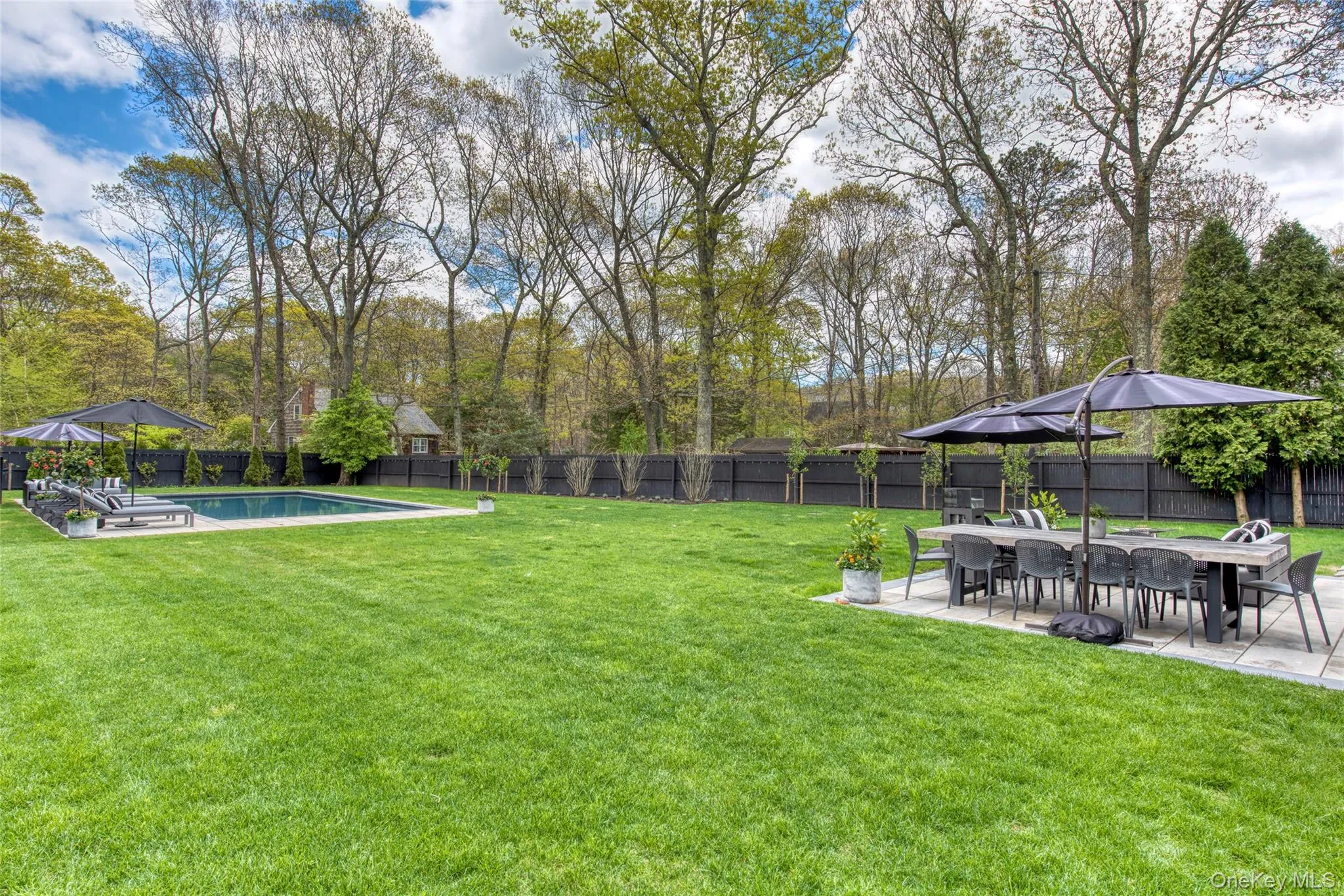 94 Hands Creek Road, East Hampton, NY, 4 Bedrooms Bedrooms, 10 Rooms Rooms,3 BathroomsBathrooms,Residential,For Rent,Hands Creek,0,881973 94 Hands Creek Road, East Hampton, NY, 4 Bedrooms Bedrooms, 10 Rooms Rooms,3 BathroomsBathrooms,Residential,For Rent,Hands Creek,0,881973