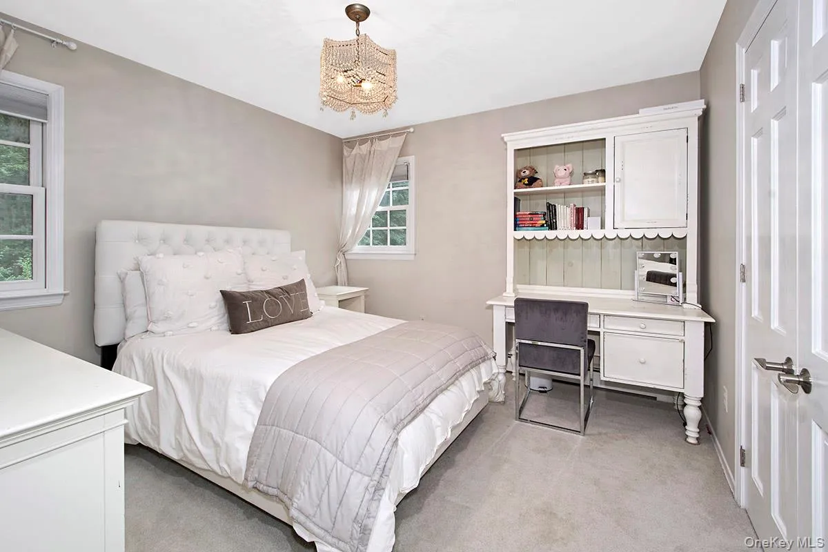 12 Brandon Drive, New Castle, NY, 4 Bedrooms Bedrooms, 9 Rooms Rooms,3 BathroomsBathrooms,Residential,For Rent,Brandon,0,882412 12 Brandon Drive, New Castle, NY, 4 Bedrooms Bedrooms, 9 Rooms Rooms,3 BathroomsBathrooms,Residential,For Rent,Brandon,0,882412