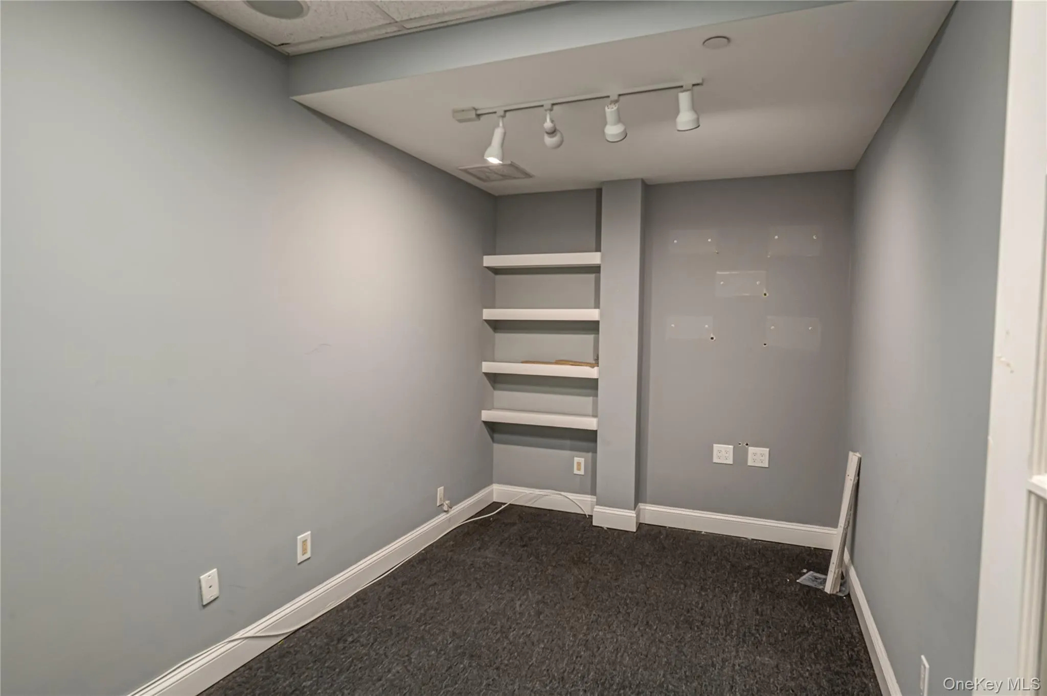 328A Main Street, Huntington, NY, ,Commercial Lease,Idx,Main,882541 328A Main Street, Huntington, NY, ,Commercial Lease,Idx,Main,882541