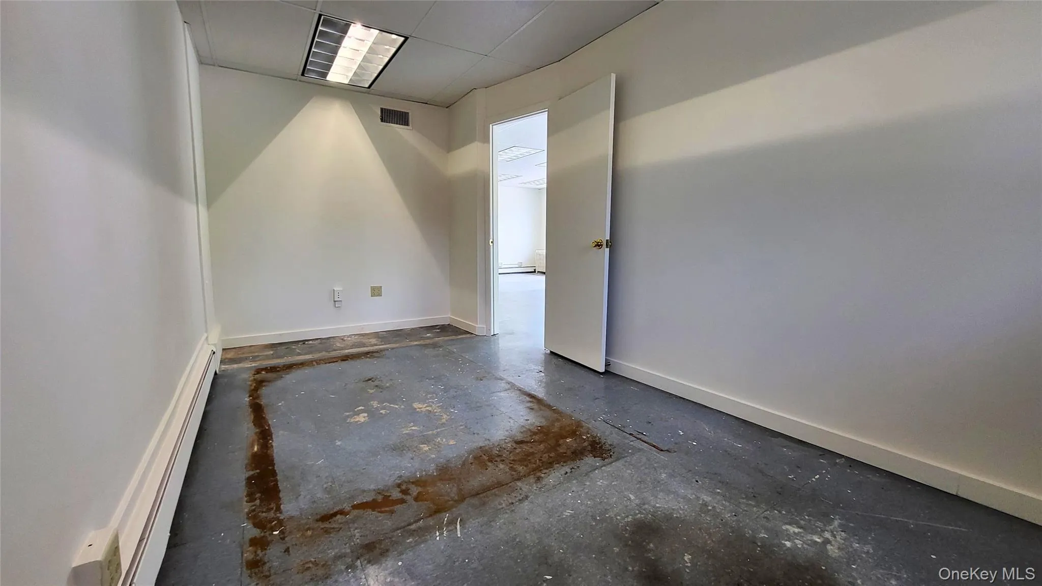 additional office/ storage area additional office/ storage area