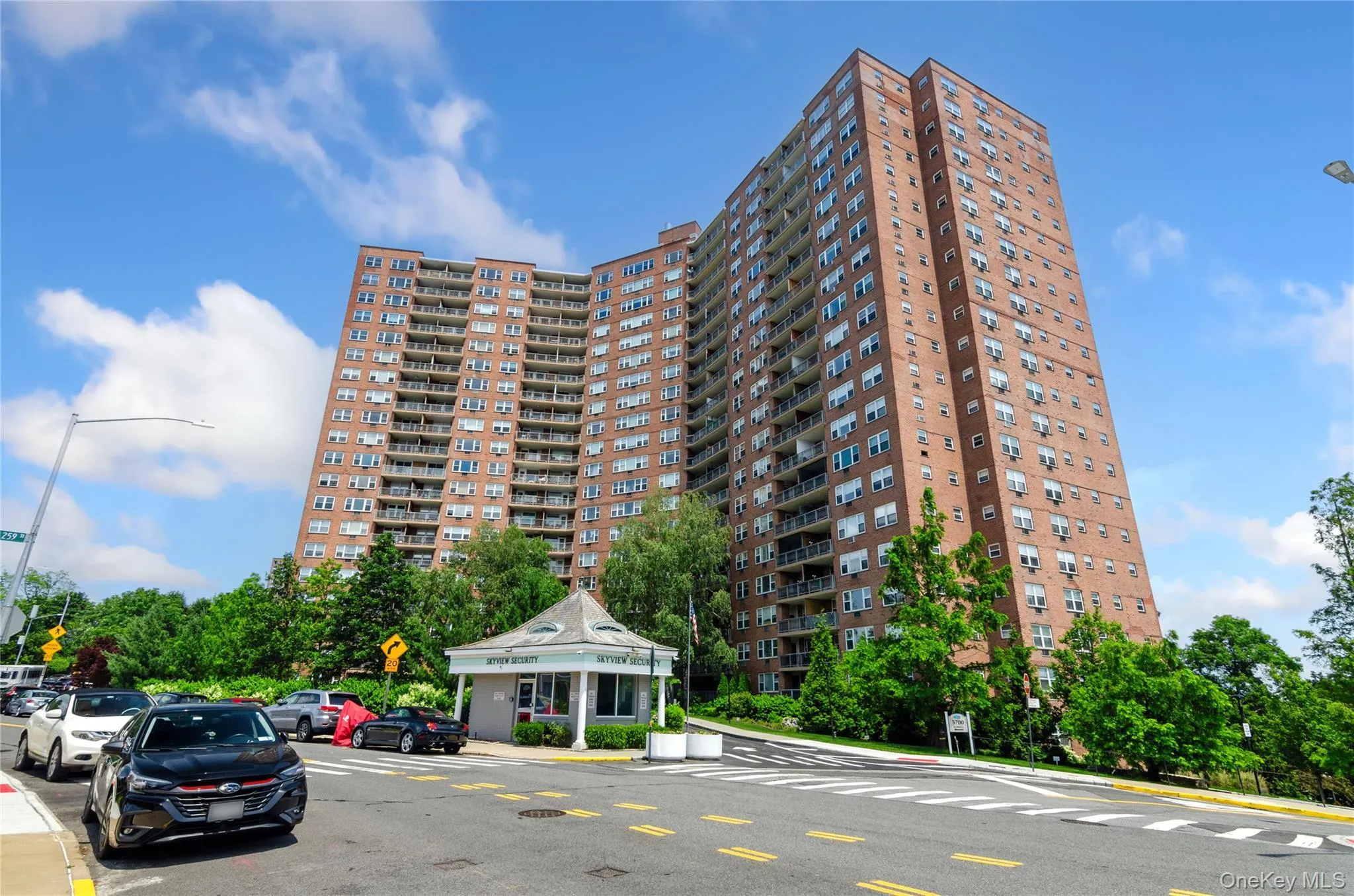 View of apartment building / complex View of apartment building / complex