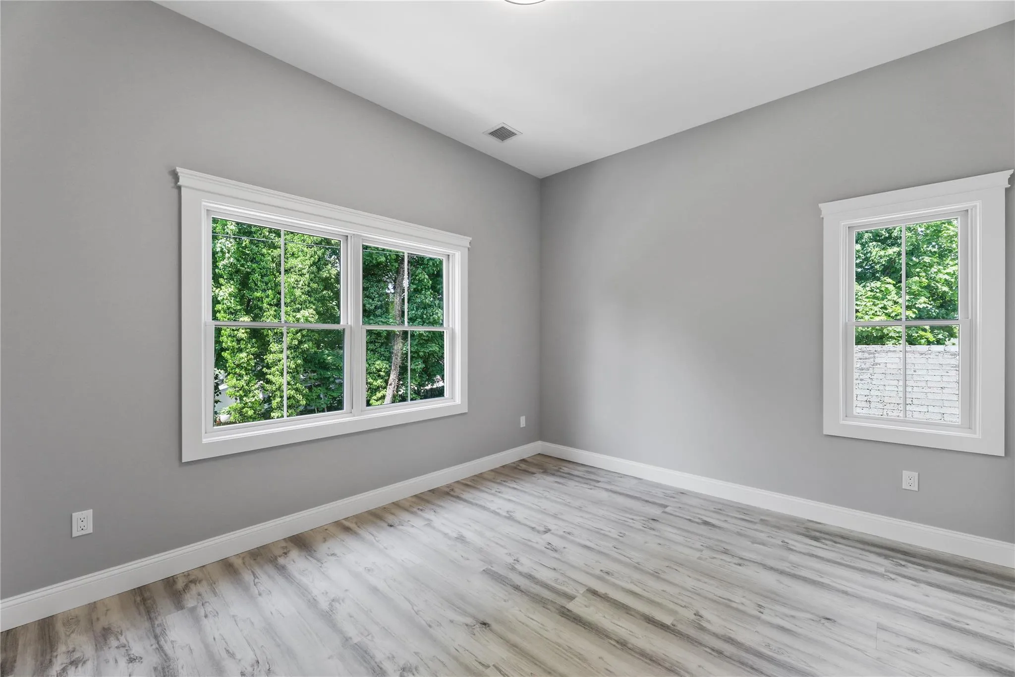 Bedroom #1 on 2nd floor Bedroom #1 on 2nd floor