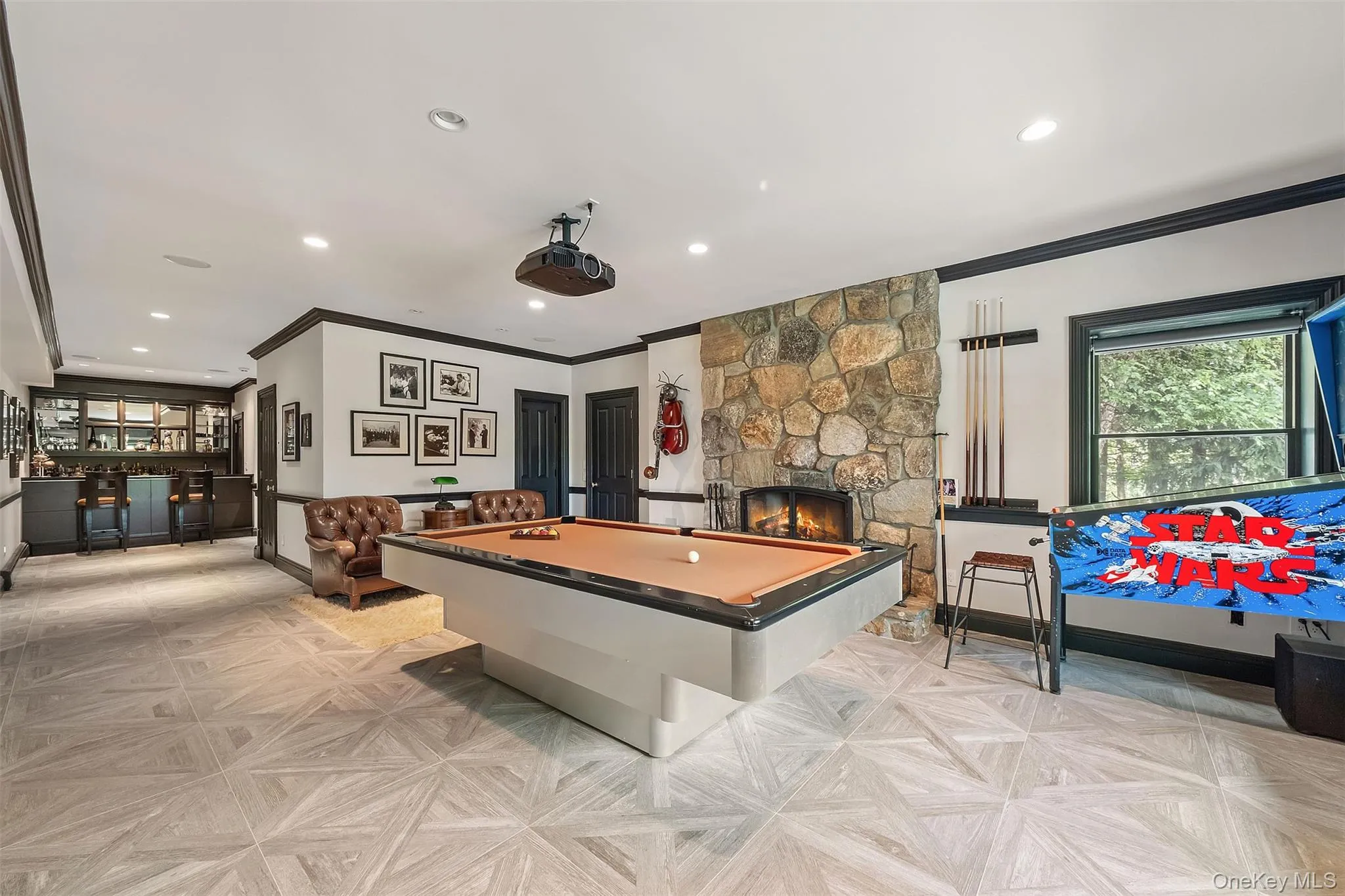 8 Ridgeview Circle, North Castle, NY, 5 Bedrooms Bedrooms, 11 Rooms Rooms,8 BathroomsBathrooms,Residential,For Rent,Ridgeview,0,884079 8 Ridgeview Circle, North Castle, NY, 5 Bedrooms Bedrooms, 11 Rooms Rooms,8 BathroomsBathrooms,Residential,For Rent,Ridgeview,0,884079