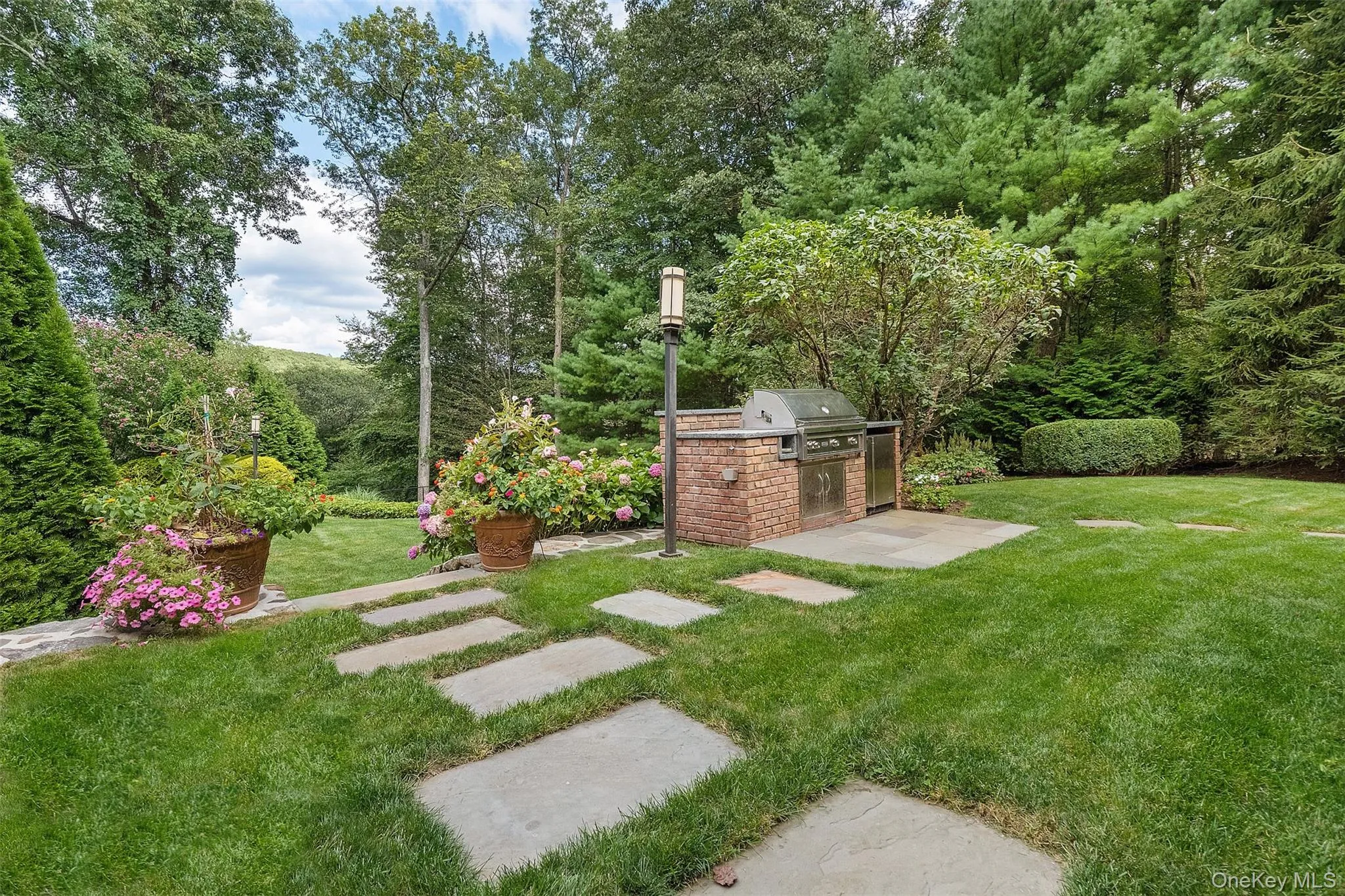 8 Ridgeview Circle, North Castle, NY, 5 Bedrooms Bedrooms, 11 Rooms Rooms,8 BathroomsBathrooms,Residential,For Rent,Ridgeview,0,884079 8 Ridgeview Circle, North Castle, NY, 5 Bedrooms Bedrooms, 11 Rooms Rooms,8 BathroomsBathrooms,Residential,For Rent,Ridgeview,0,884079