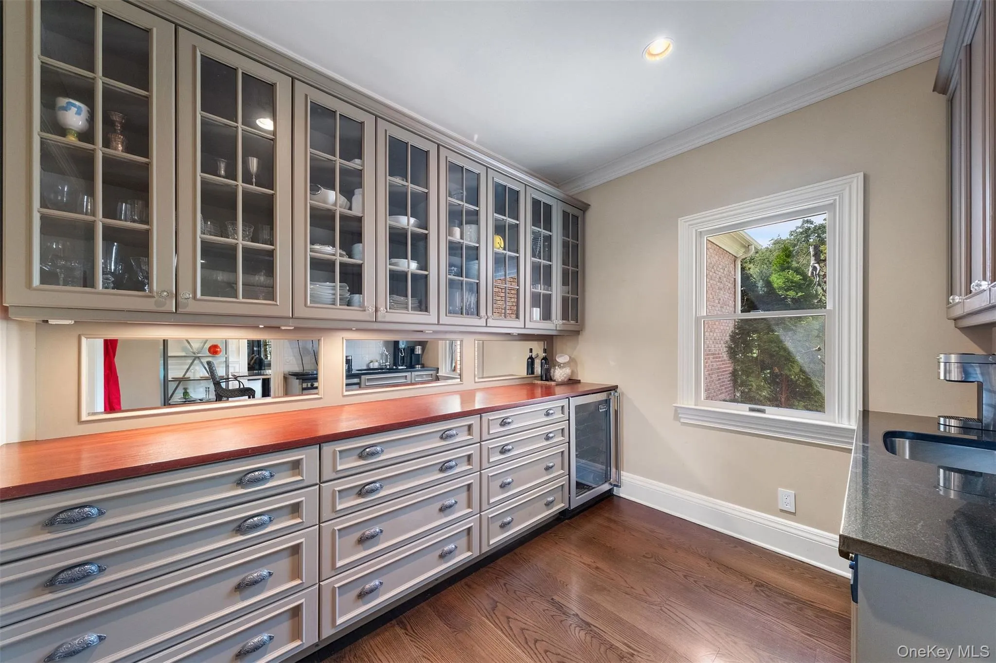 8 Ridgeview Circle, North Castle, NY, 5 Bedrooms Bedrooms, 11 Rooms Rooms,8 BathroomsBathrooms,Residential,For Rent,Ridgeview,0,884079 8 Ridgeview Circle, North Castle, NY, 5 Bedrooms Bedrooms, 11 Rooms Rooms,8 BathroomsBathrooms,Residential,For Rent,Ridgeview,0,884079