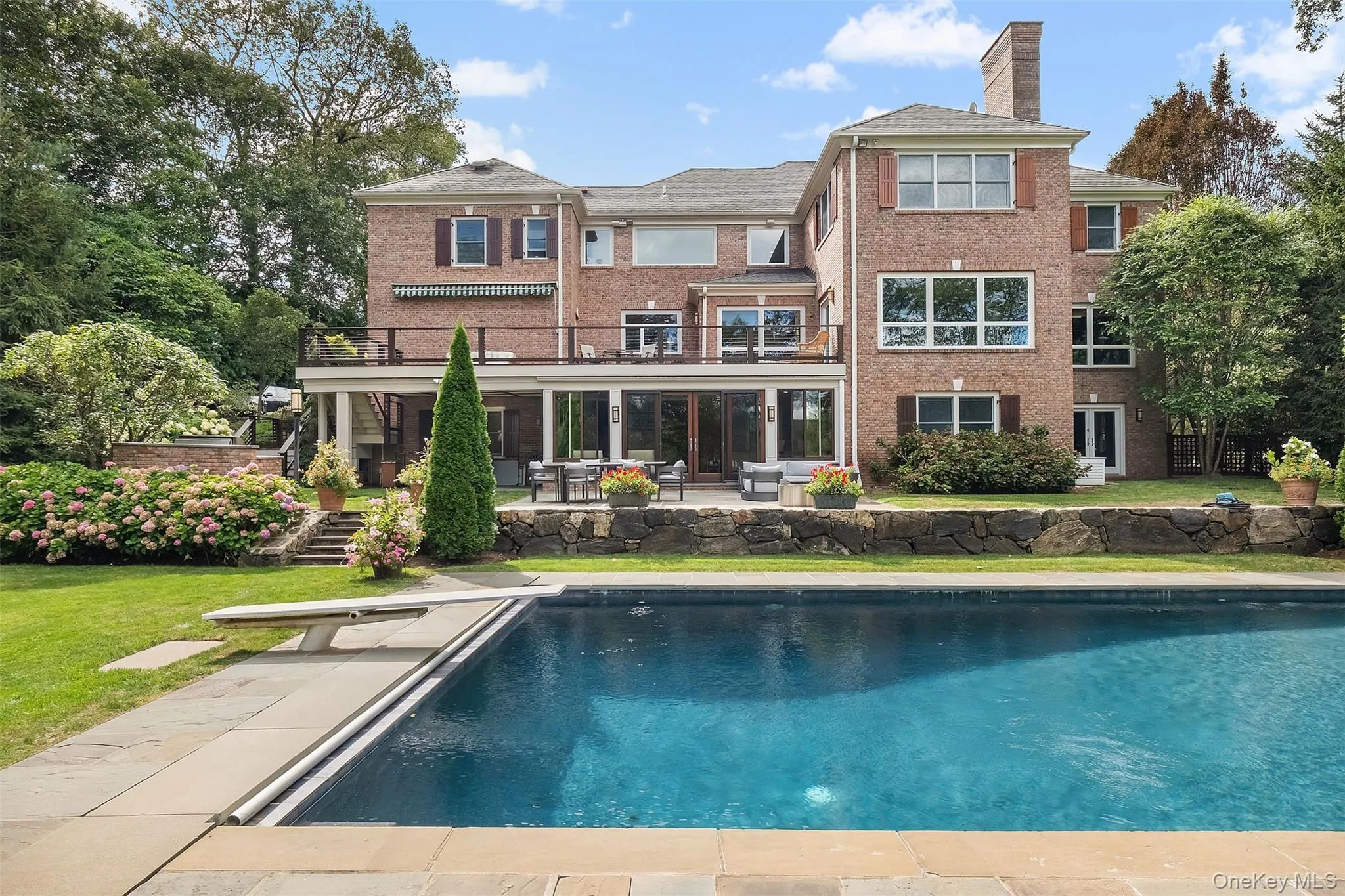 8 Ridgeview Circle, North Castle, NY, 5 Bedrooms Bedrooms, 11 Rooms Rooms,8 BathroomsBathrooms,Residential,For Rent,Ridgeview,0,884079 8 Ridgeview Circle, North Castle, NY, 5 Bedrooms Bedrooms, 11 Rooms Rooms,8 BathroomsBathrooms,Residential,For Rent,Ridgeview,0,884079