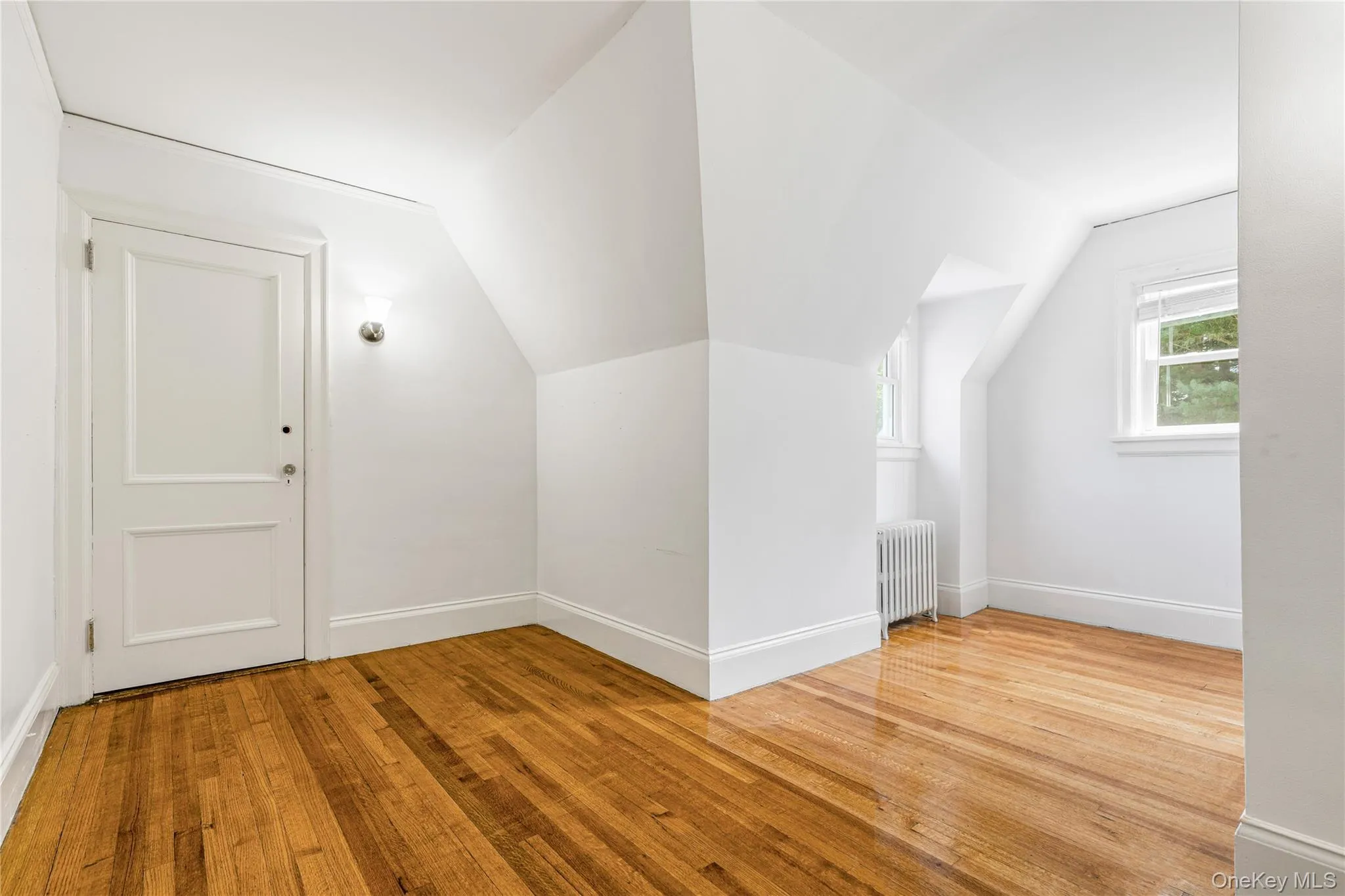 Fifth Bedroom, Third Floor Fifth Bedroom, Third Floor