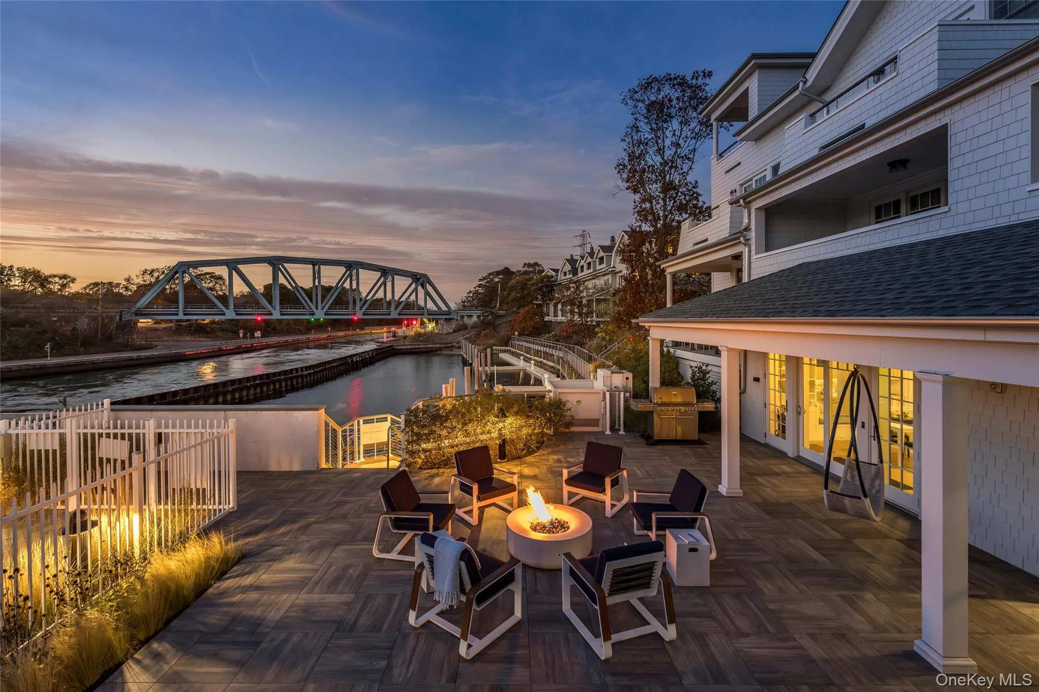 45 Old Boathouse Lane, Southampton, NY, 2 Bedrooms Bedrooms, 7 Rooms Rooms,2 BathroomsBathrooms,Residential,For Rent,Old Boathouse,0,884763 45 Old Boathouse Lane, Southampton, NY, 2 Bedrooms Bedrooms, 7 Rooms Rooms,2 BathroomsBathrooms,Residential,For Rent,Old Boathouse,0,884763
