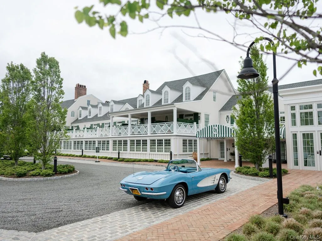 45 Old Boathouse Lane, Southampton, NY, 2 Bedrooms Bedrooms, 7 Rooms Rooms,2 BathroomsBathrooms,Residential,For Rent,Old Boathouse,0,884763 45 Old Boathouse Lane, Southampton, NY, 2 Bedrooms Bedrooms, 7 Rooms Rooms,2 BathroomsBathrooms,Residential,For Rent,Old Boathouse,0,884763