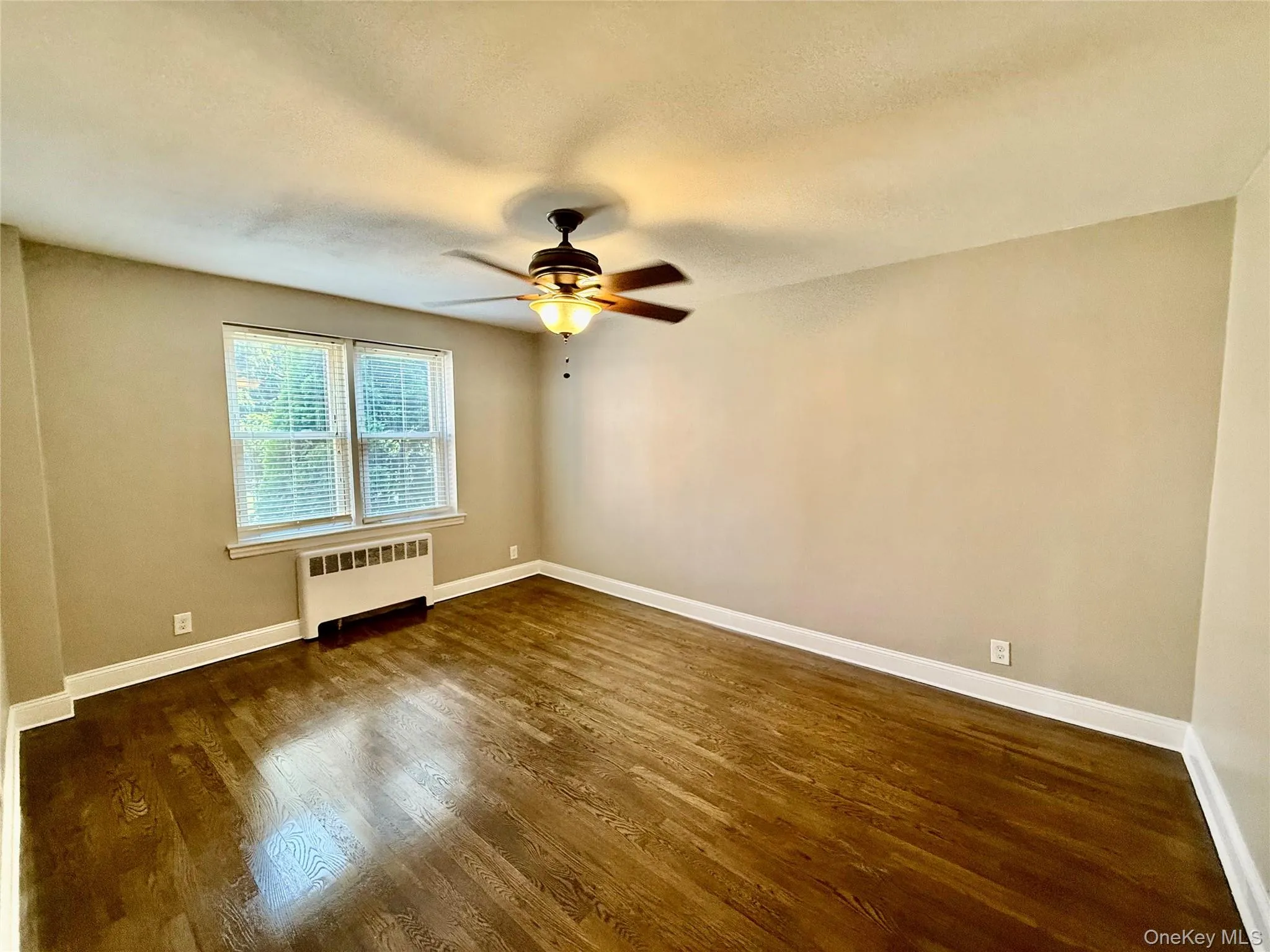 1549 Central Park Avenue, Yonkers, NY, 2 Bedrooms Bedrooms, 4 Rooms Rooms,1 BathroomBathrooms,Residential Lease,Idx,Central Park,0,884869 1549 Central Park Avenue, Yonkers, NY, 2 Bedrooms Bedrooms, 4 Rooms Rooms,1 BathroomBathrooms,Residential Lease,Idx,Central Park,0,884869