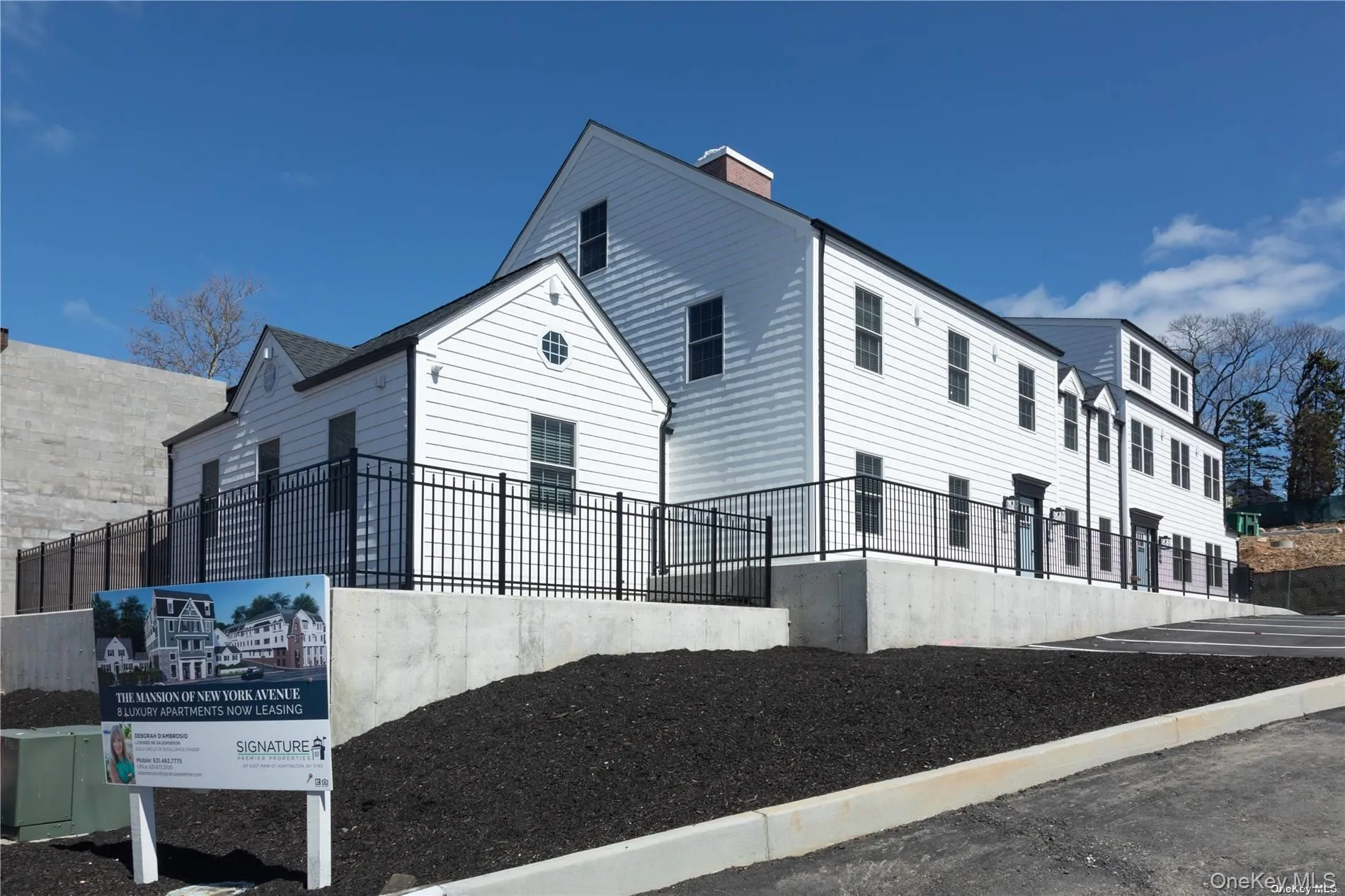 1090 New York Avenue, Huntington, NY, 2 Bedrooms Bedrooms, 3 Rooms Rooms,1 BathroomBathrooms,Residential Lease,Idx,New York,0,885078 1090 New York Avenue, Huntington, NY, 2 Bedrooms Bedrooms, 3 Rooms Rooms,1 BathroomBathrooms,Residential Lease,Idx,New York,0,885078