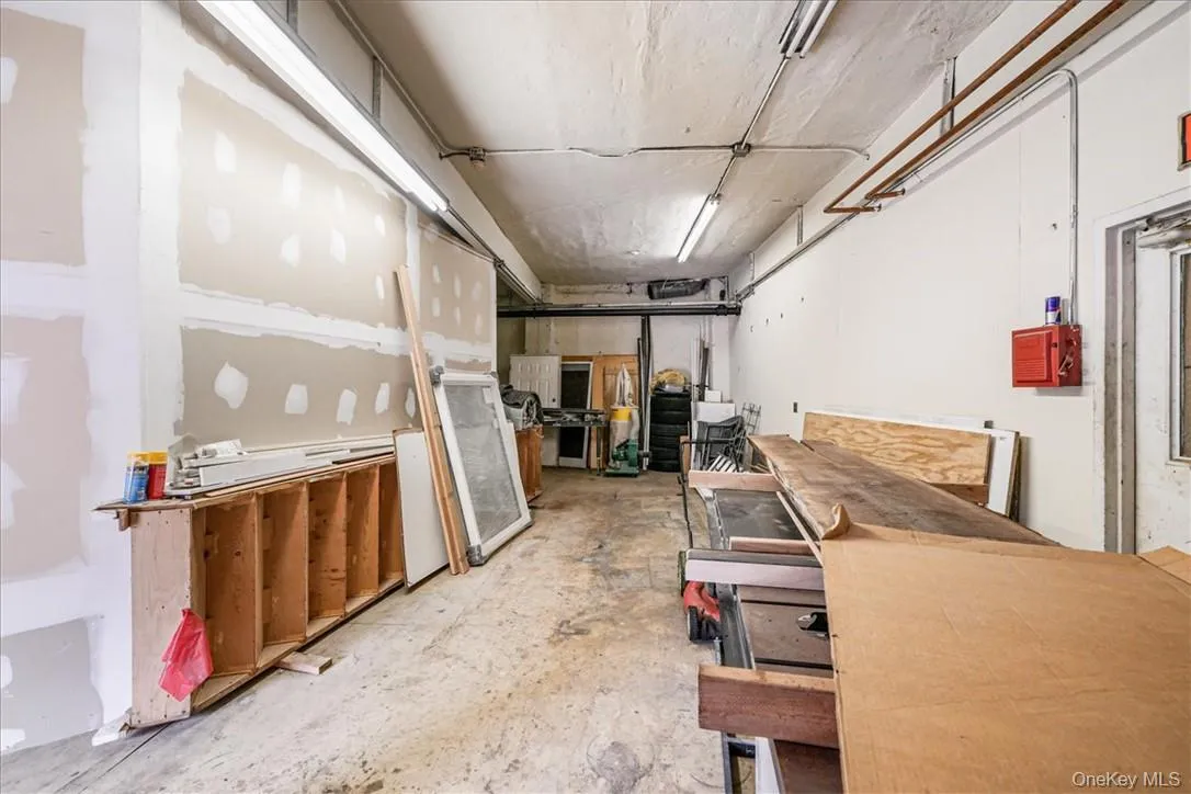 Storage/Office Storage/Office