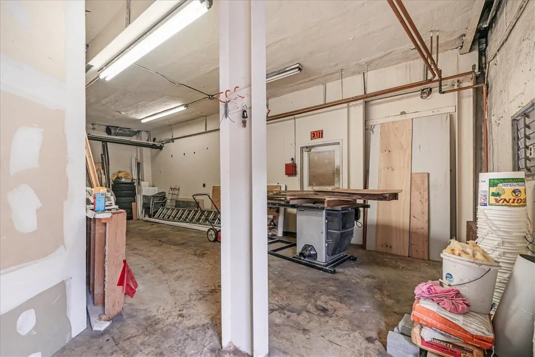 Storage/Office Storage/Office