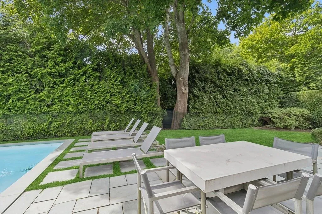 View of patio / terrace with outdoor dining area View of patio / terrace with outdoor dining area