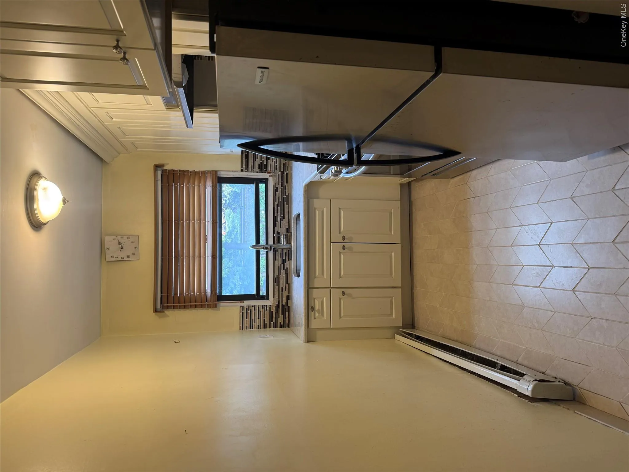 2261 Palmer Avenue, New Rochelle, NY, 1 Bedroom Bedrooms, 3 Rooms Rooms,1 BathroomBathrooms,Residential,For Rent,Palmer,0,885823 2261 Palmer Avenue, New Rochelle, NY, 1 Bedroom Bedrooms, 3 Rooms Rooms,1 BathroomBathrooms,Residential,For Rent,Palmer,0,885823