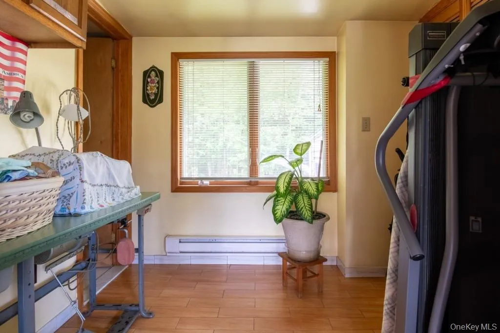 139 Haddock Road, Thompson, NY, 3 Bedrooms Bedrooms, 8 Rooms Rooms,1 BathroomBathrooms,Residential,For Rent,Haddock,0,886753 139 Haddock Road, Thompson, NY, 3 Bedrooms Bedrooms, 8 Rooms Rooms,1 BathroomBathrooms,Residential,For Rent,Haddock,0,886753