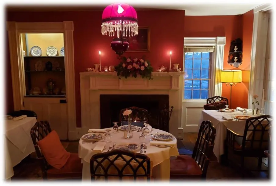 Dining room with a fireplace Dining room with a fireplace