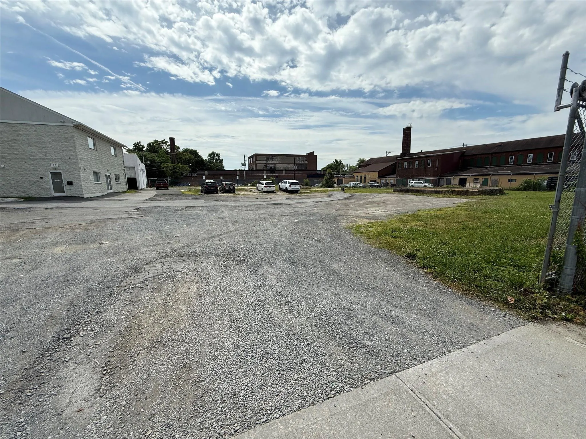 Entrance View of the lot/yard Entrance View of the lot/yard