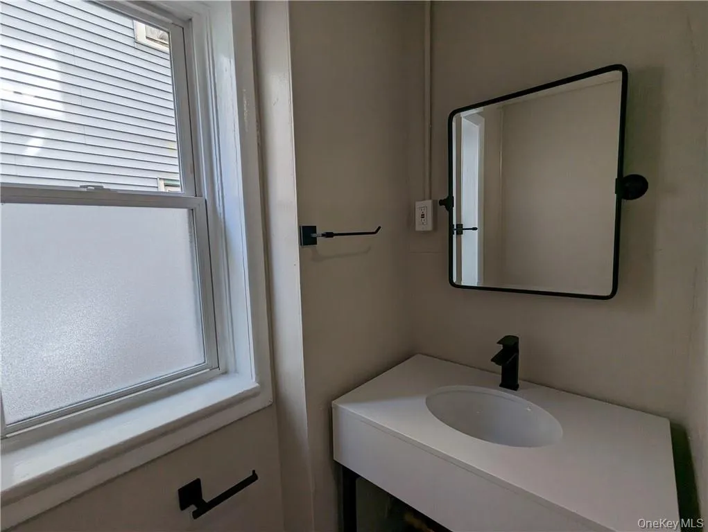 65 Academy Street, Poughkeepsie, NY, 3 Bedrooms Bedrooms, 6 Rooms Rooms,1 BathroomBathrooms,Residential Lease,Idx,Academy,0,887537 65 Academy Street, Poughkeepsie, NY, 3 Bedrooms Bedrooms, 6 Rooms Rooms,1 BathroomBathrooms,Residential Lease,Idx,Academy,0,887537