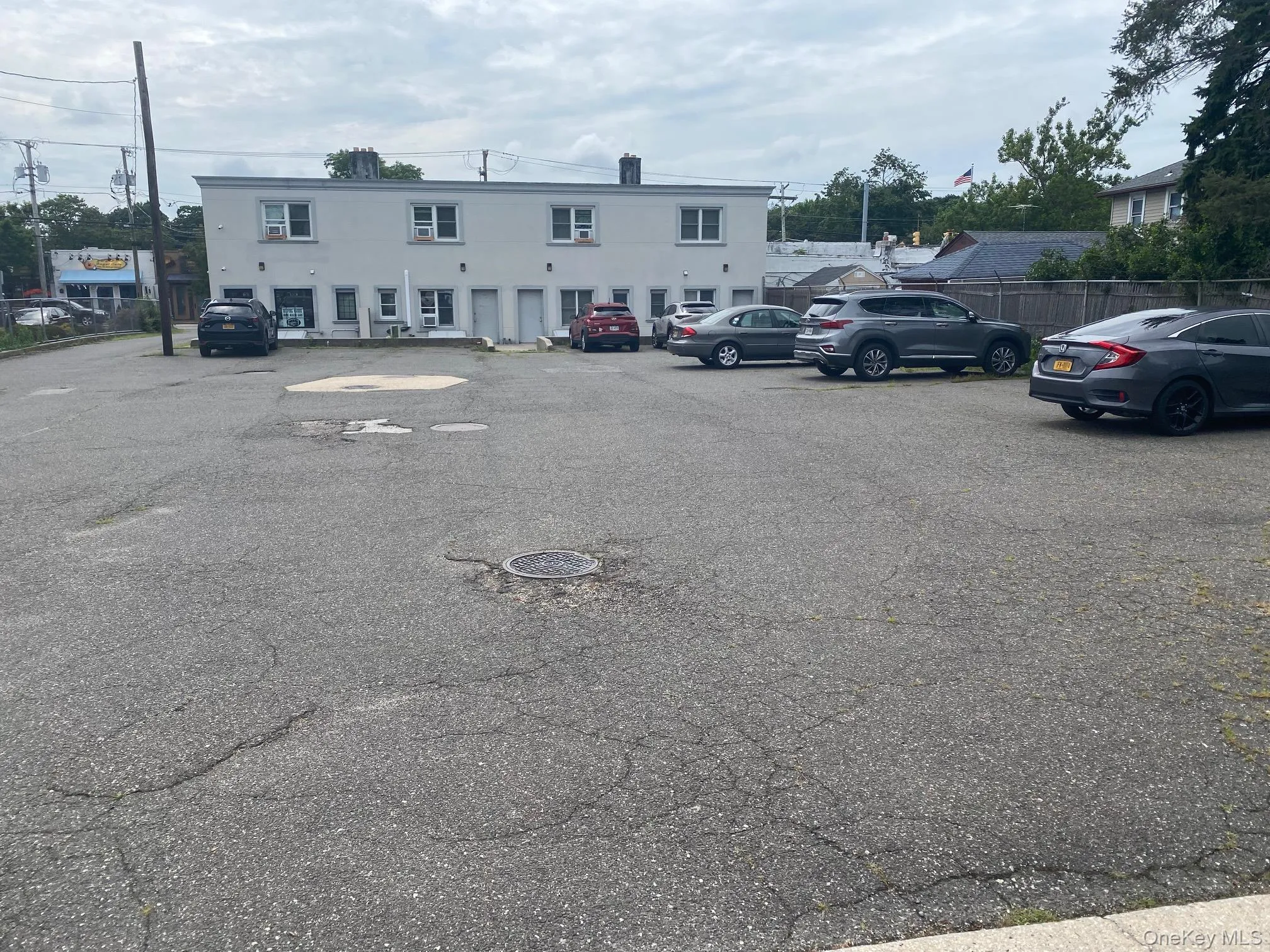70 Broadway, Huntington, NY, 2 Bedrooms Bedrooms, 4 Rooms Rooms,1 BathroomBathrooms,Residential Lease,Idx,Broadway,0,887834 70 Broadway, Huntington, NY, 2 Bedrooms Bedrooms, 4 Rooms Rooms,1 BathroomBathrooms,Residential Lease,Idx,Broadway,0,887834
