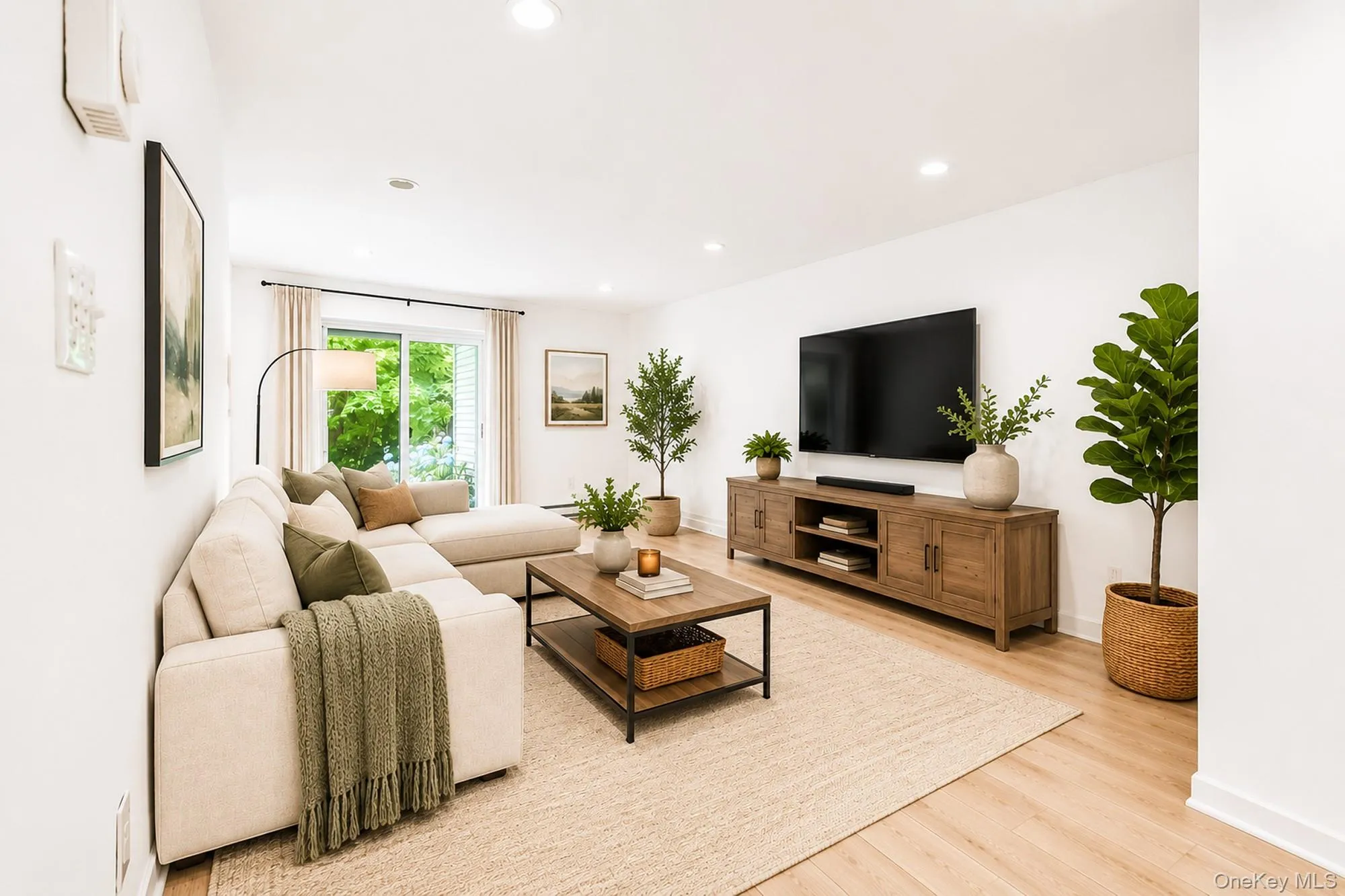 Living room virtually staged Living room virtually staged