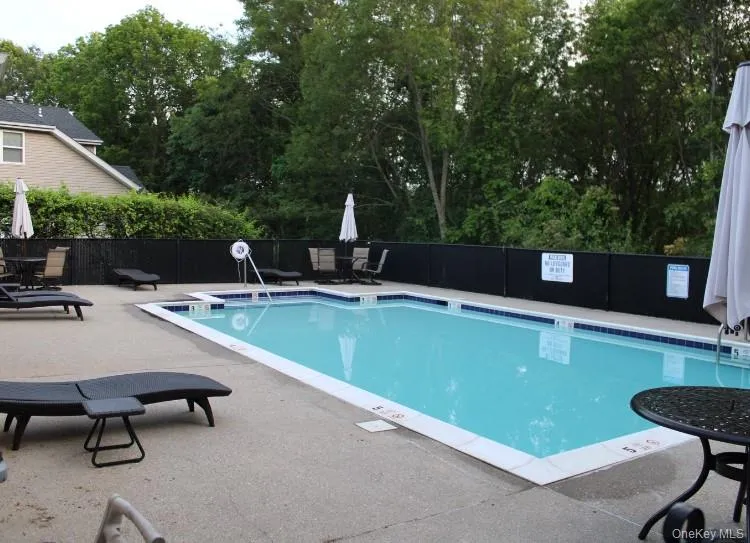 Community Pool Community Pool