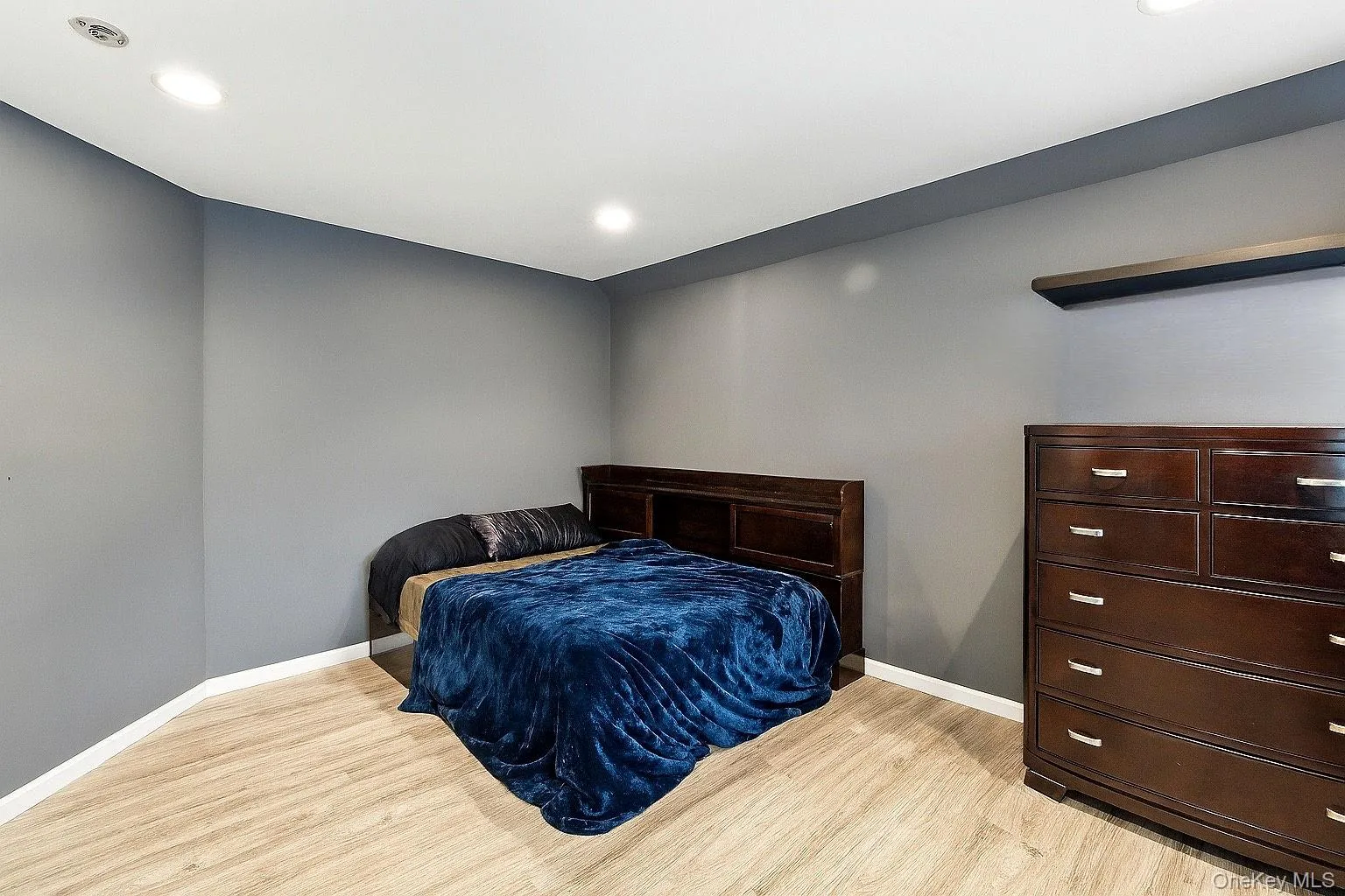 33 Sunflower Ridge Road, Brookhaven, NY, 3 Bedrooms Bedrooms, 7 Rooms Rooms,2 BathroomsBathrooms,Residential,For Rent,Sunflower Ridge,0,888334 33 Sunflower Ridge Road, Brookhaven, NY, 3 Bedrooms Bedrooms, 7 Rooms Rooms,2 BathroomsBathrooms,Residential,For Rent,Sunflower Ridge,0,888334