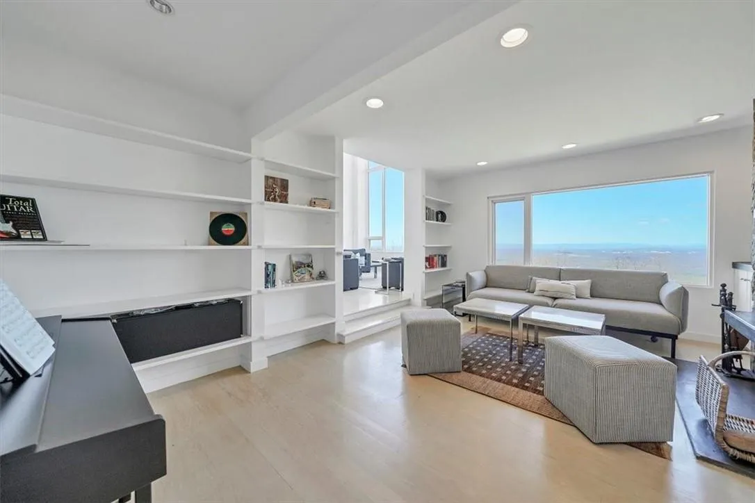 94 Mine Hill, Cornwall, NY, 4 Bedrooms Bedrooms, 10 Rooms Rooms,3 BathroomsBathrooms,Residential Lease,Idx,Mine Hill,0,888634 94 Mine Hill, Cornwall, NY, 4 Bedrooms Bedrooms, 10 Rooms Rooms,3 BathroomsBathrooms,Residential Lease,Idx,Mine Hill,0,888634