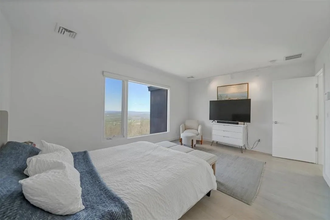 94 Mine Hill, Cornwall, NY, 4 Bedrooms Bedrooms, 10 Rooms Rooms,3 BathroomsBathrooms,Residential Lease,Idx,Mine Hill,0,888634 94 Mine Hill, Cornwall, NY, 4 Bedrooms Bedrooms, 10 Rooms Rooms,3 BathroomsBathrooms,Residential Lease,Idx,Mine Hill,0,888634