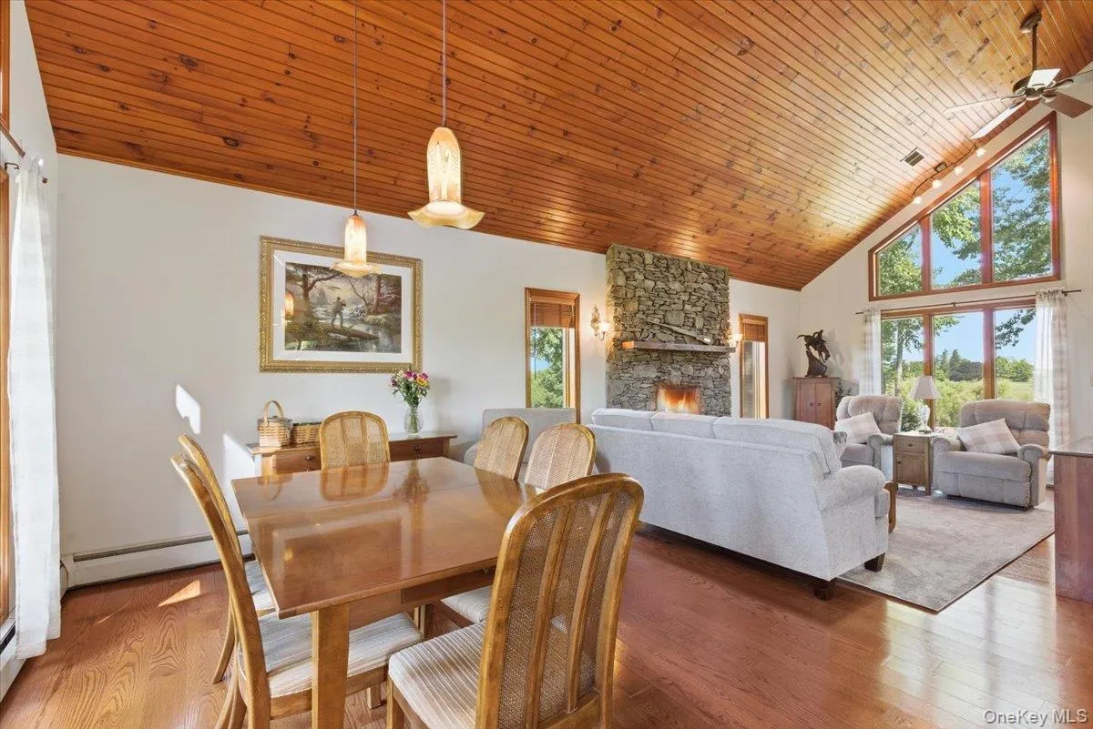 48 County Route 14, Livingston, NY, 4 Bedrooms Bedrooms, 7 Rooms Rooms,3 BathroomsBathrooms,Residential,For Rent,County Route 14,0,888773 48 County Route 14, Livingston, NY, 4 Bedrooms Bedrooms, 7 Rooms Rooms,3 BathroomsBathrooms,Residential,For Rent,County Route 14,0,888773
