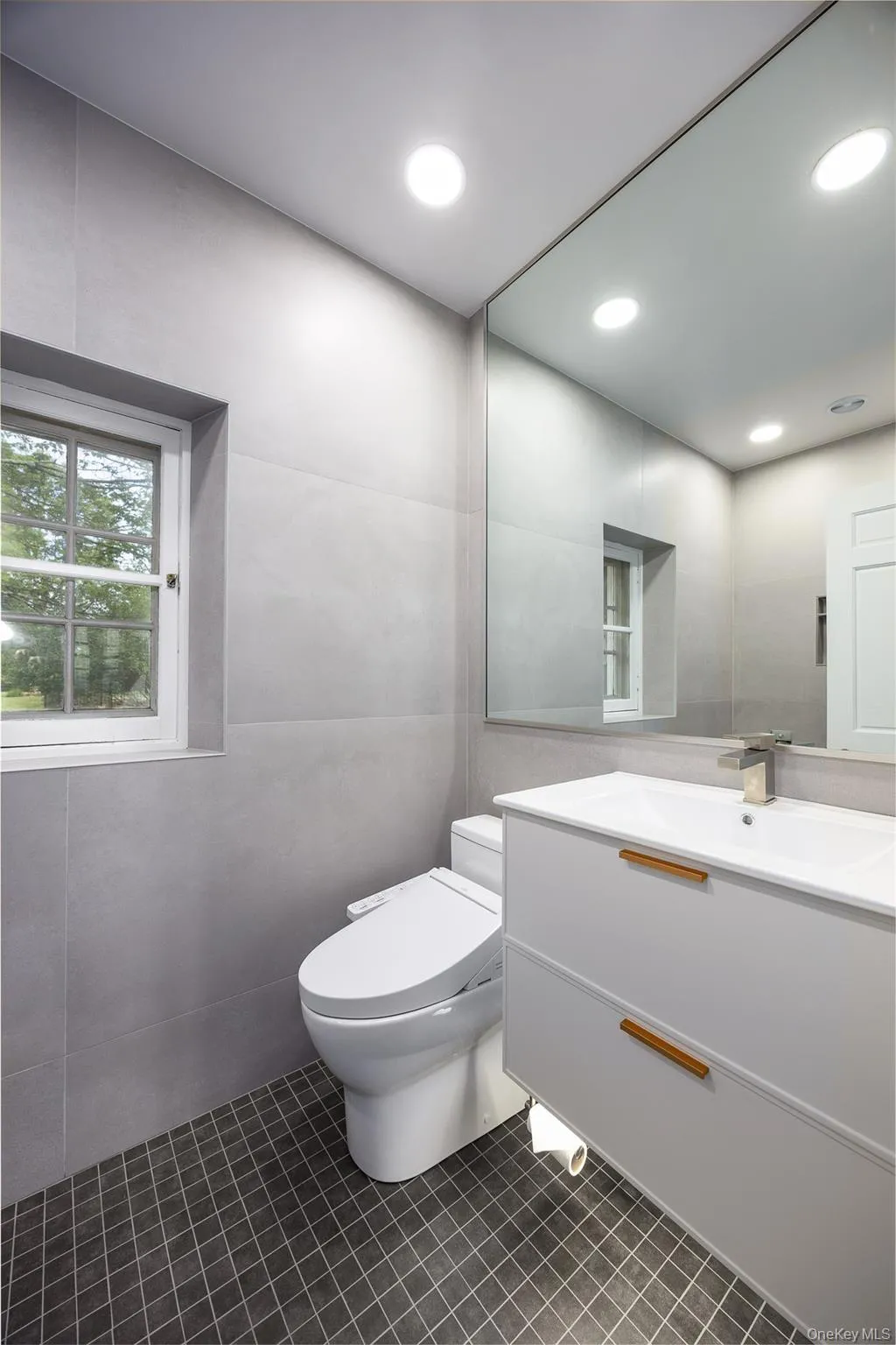 401 Woodmont Road, East Fishkill, NY, 5 Bedrooms Bedrooms, 10 Rooms Rooms,4 BathroomsBathrooms,Residential,For Rent,Woodmont,0,888909 401 Woodmont Road, East Fishkill, NY, 5 Bedrooms Bedrooms, 10 Rooms Rooms,4 BathroomsBathrooms,Residential,For Rent,Woodmont,0,888909