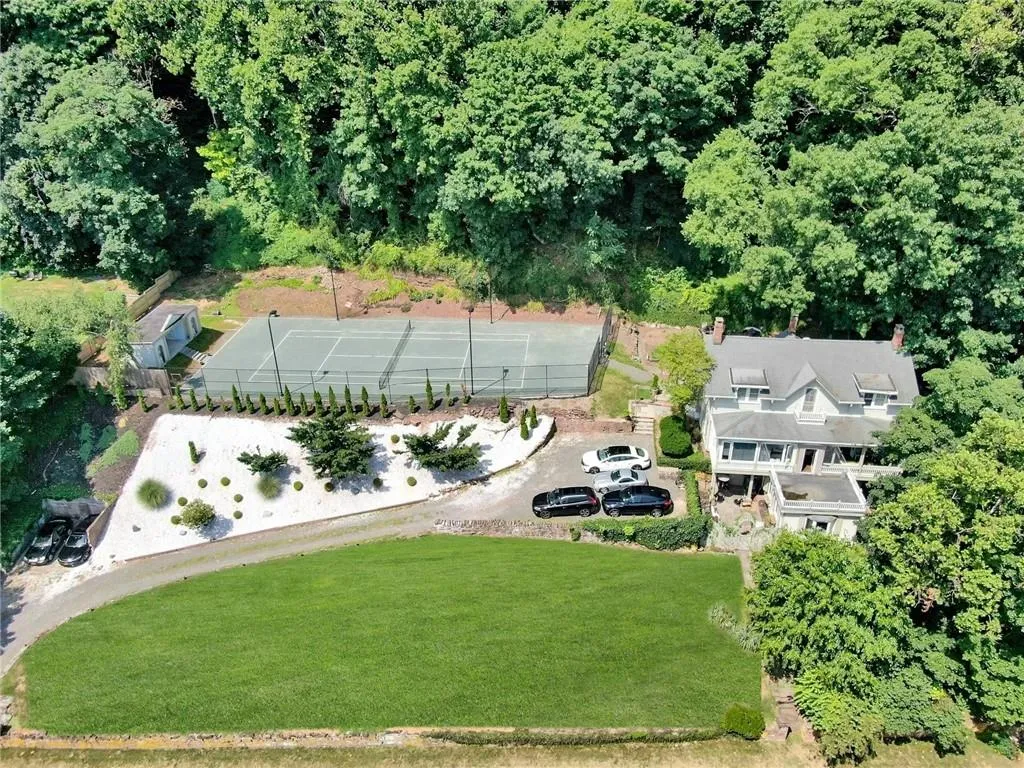 67 River Road, Orangetown, NY, 4 Bedrooms Bedrooms, 11 Rooms Rooms,3 BathroomsBathrooms,Residential Lease,Idx,River,889039 67 River Road, Orangetown, NY, 4 Bedrooms Bedrooms, 11 Rooms Rooms,3 BathroomsBathrooms,Residential Lease,Idx,River,889039