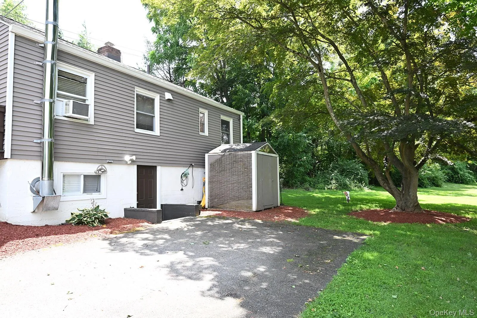 3 New Castle Drive, Mount Kisco, NY, 2 Bedrooms Bedrooms, 5 Rooms Rooms,1 BathroomBathrooms,Residential Lease,Idx,New Castle,0,889514 3 New Castle Drive, Mount Kisco, NY, 2 Bedrooms Bedrooms, 5 Rooms Rooms,1 BathroomBathrooms,Residential Lease,Idx,New Castle,0,889514