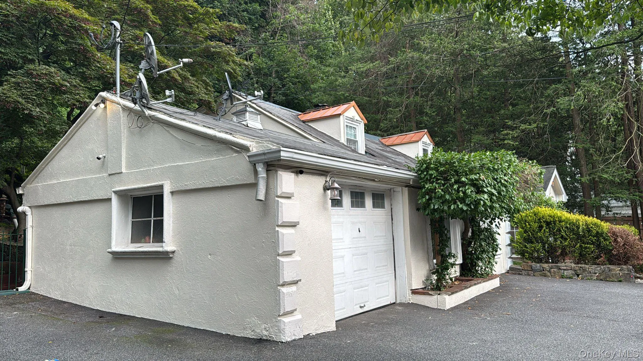 445 Hartsdale Avenue, Greenburgh, NY, 3 Bedrooms Bedrooms, 13 Rooms Rooms,3 BathroomsBathrooms,Residential,For Rent,Hartsdale,0,889976 445 Hartsdale Avenue, Greenburgh, NY, 3 Bedrooms Bedrooms, 13 Rooms Rooms,3 BathroomsBathrooms,Residential,For Rent,Hartsdale,0,889976